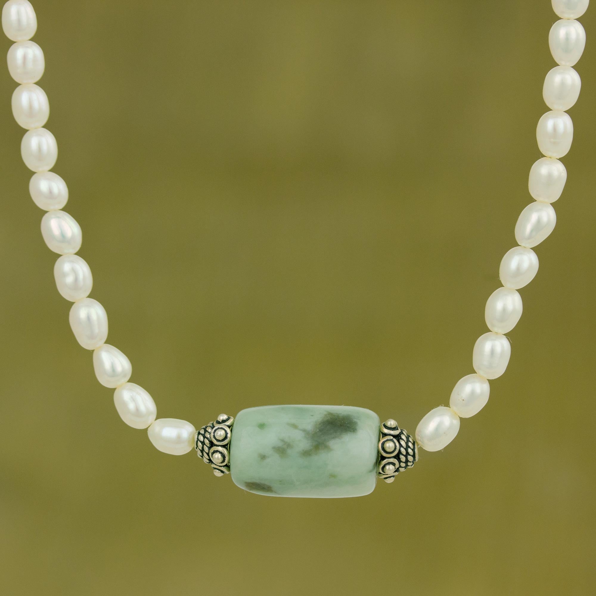 Premium Elegance: Sterling Silver Pearl & Jade Pendant Necklace