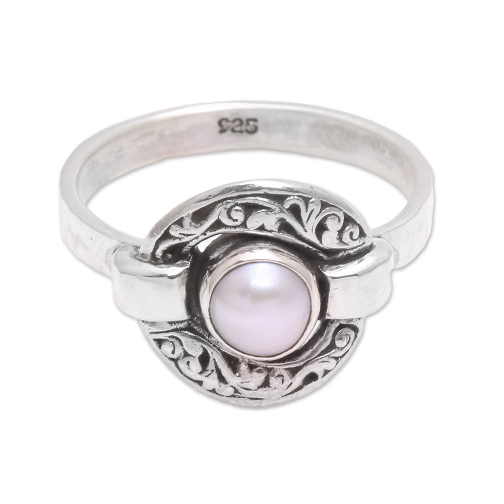 Premium Circular Glow Cultured Pearl Cocktail Ring - Sterling Silver Elegance