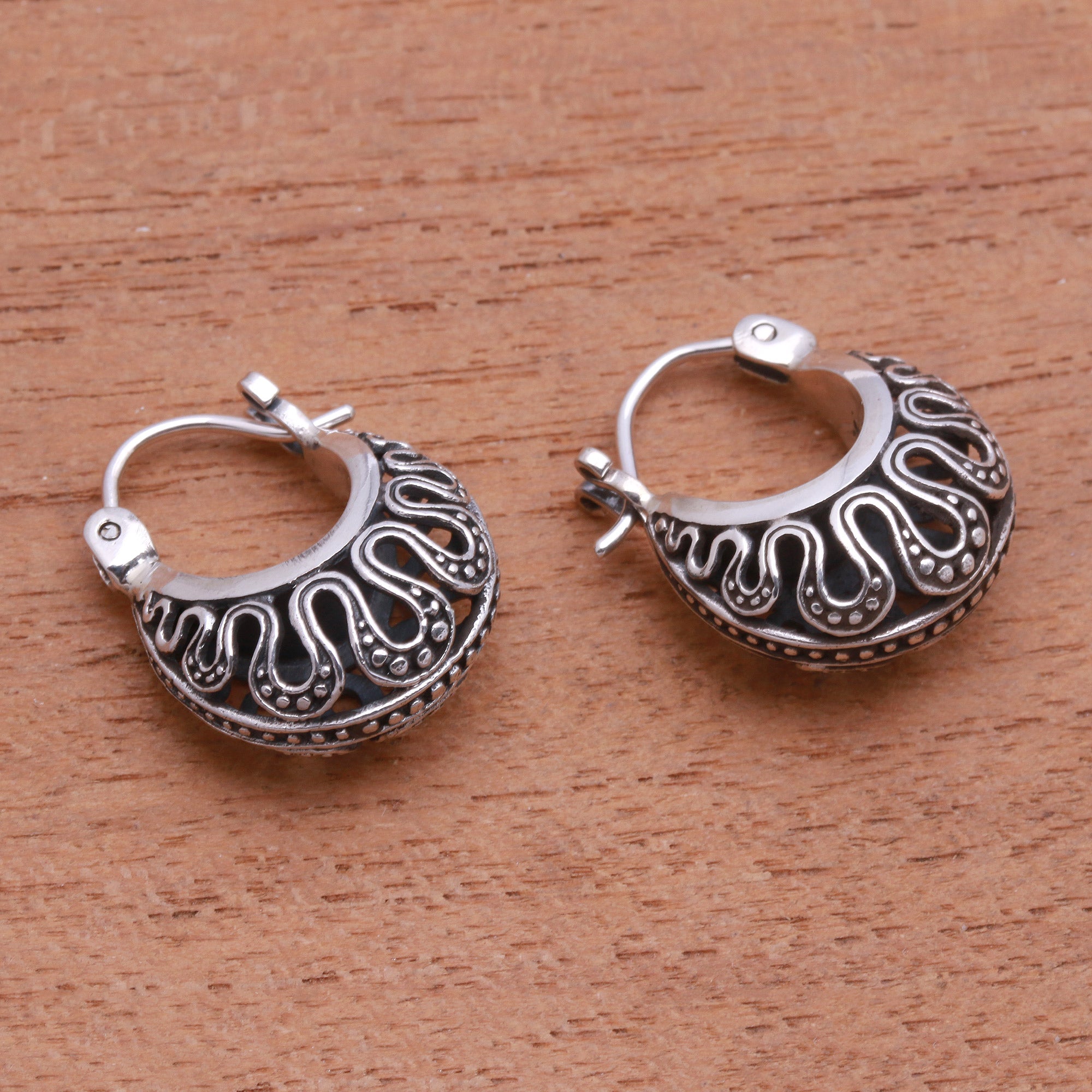 Premium Wavy Sterling Silver Hoop Earrings from Bali – Handcrafted Elegance