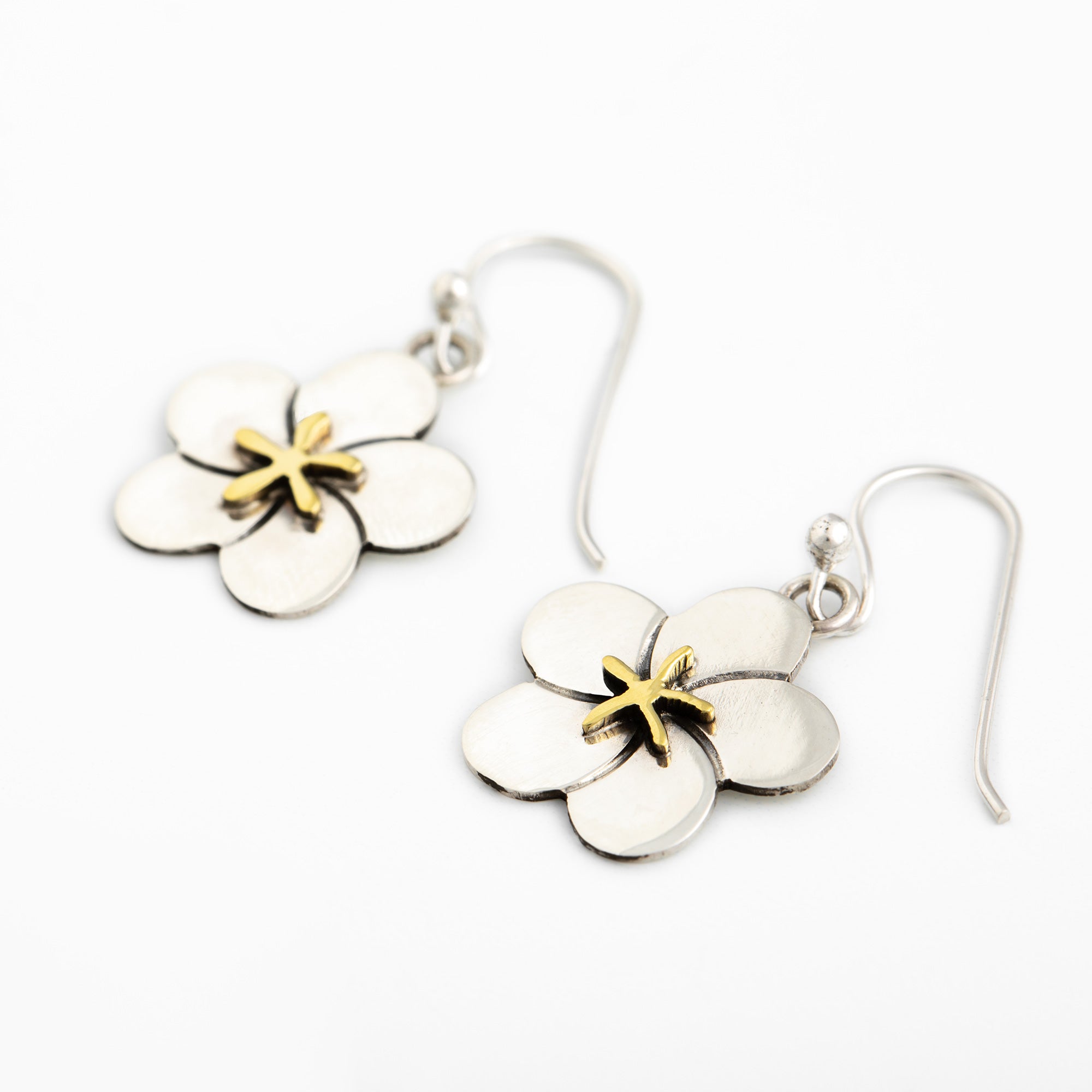 Premium Mixed Metal Flower Dangle Earrings