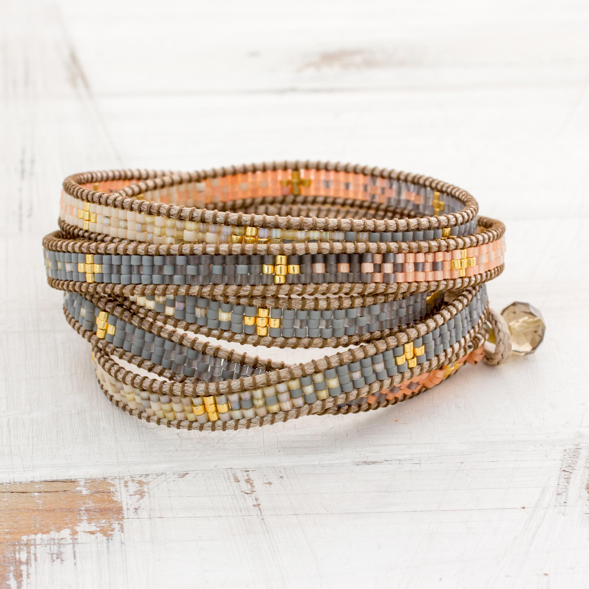 Premium Cerro de la Cruz Wrap Bracelet in Grey Glass Beads