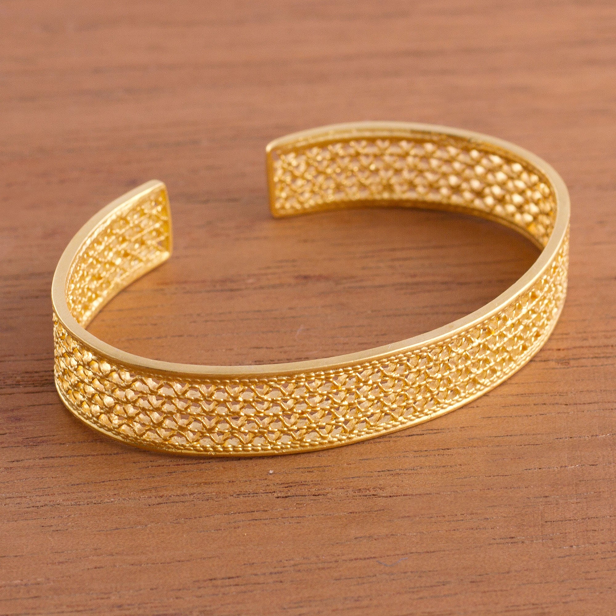 Premium Shining Elegance 21k Gold-Plated Sterling Silver Filigree Cuff Bracelet