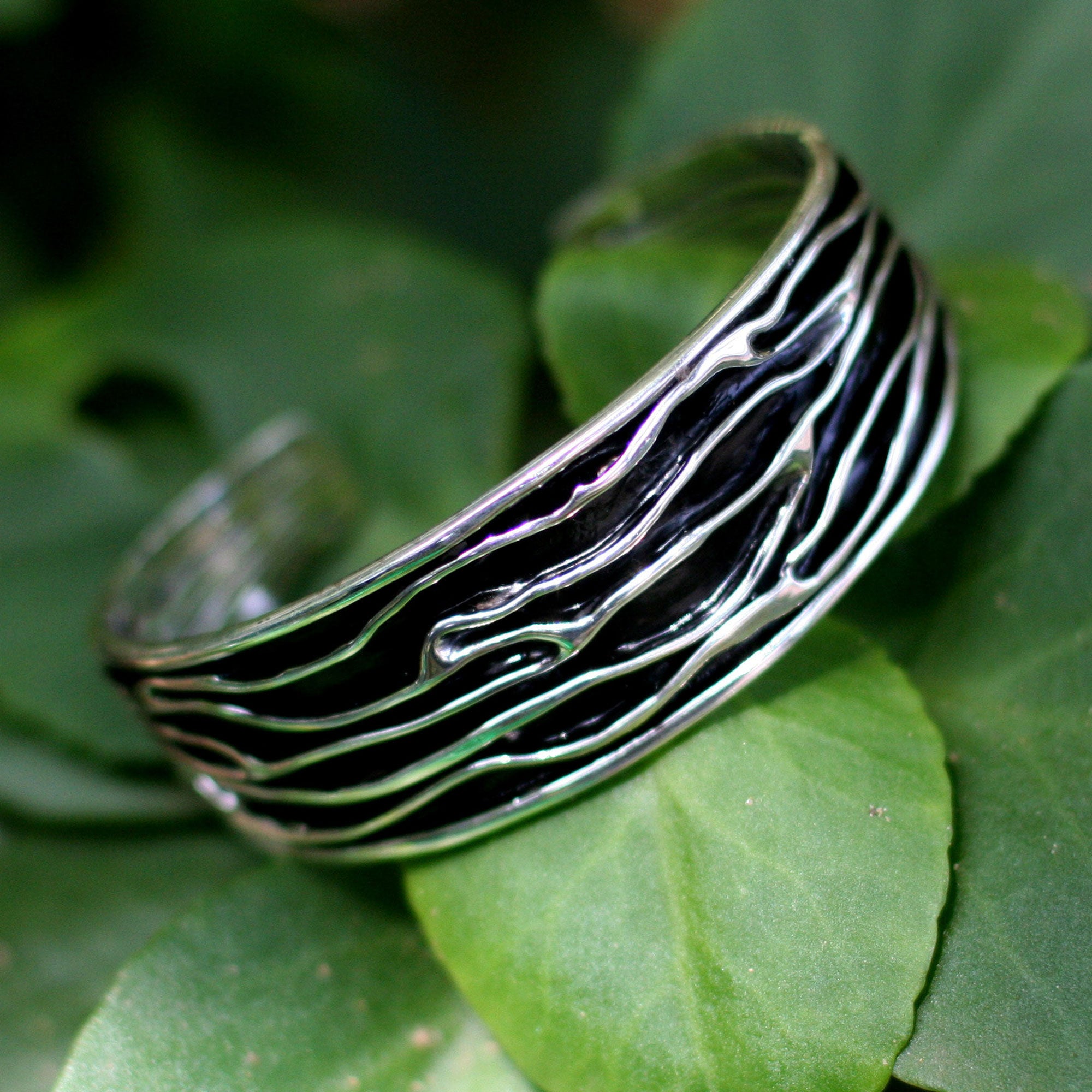 Premium River Silver Cuff Bracelet - Handcrafted Elegance