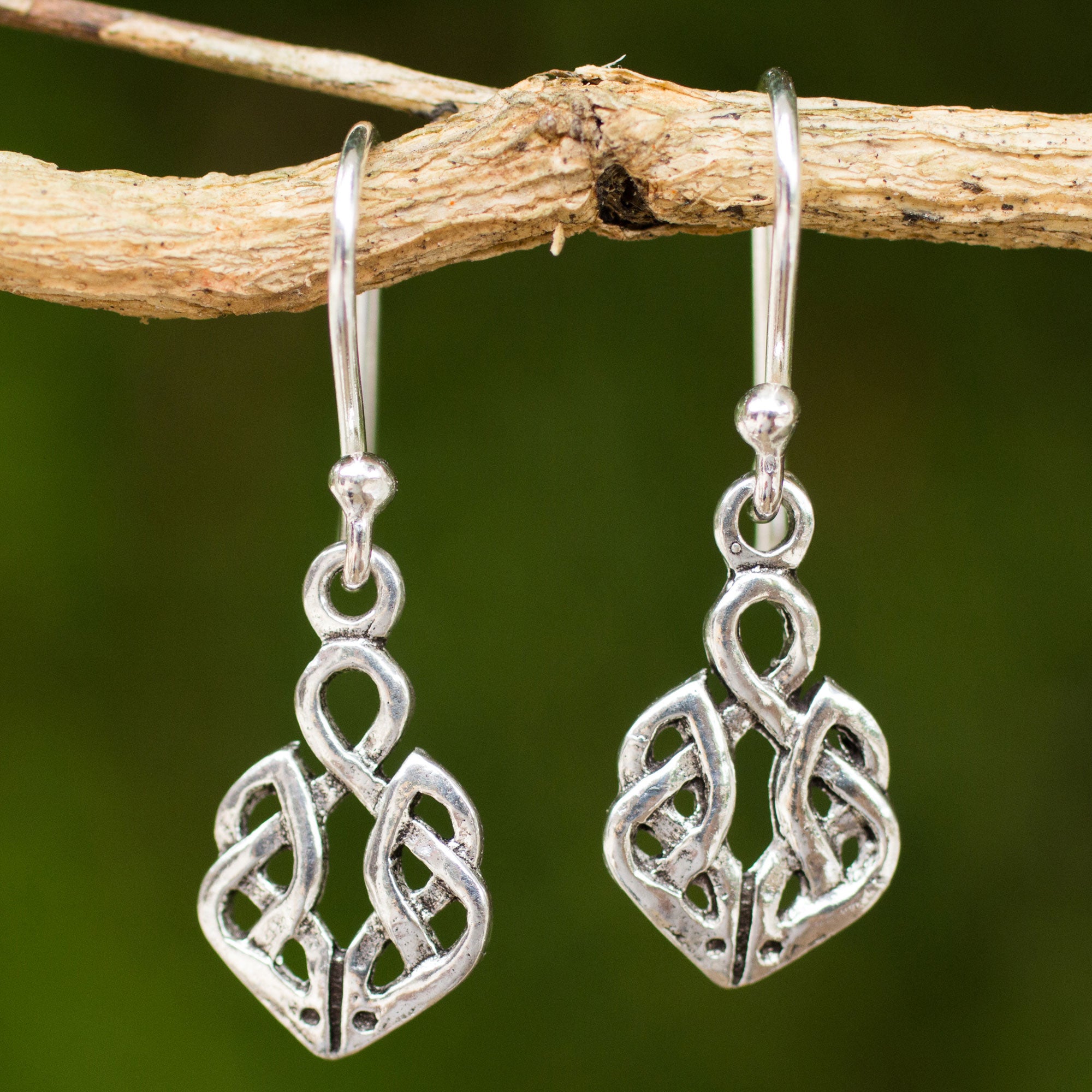 Premium Celtic Dara Knot Silver Dangle Earrings - Handcrafted Elegance