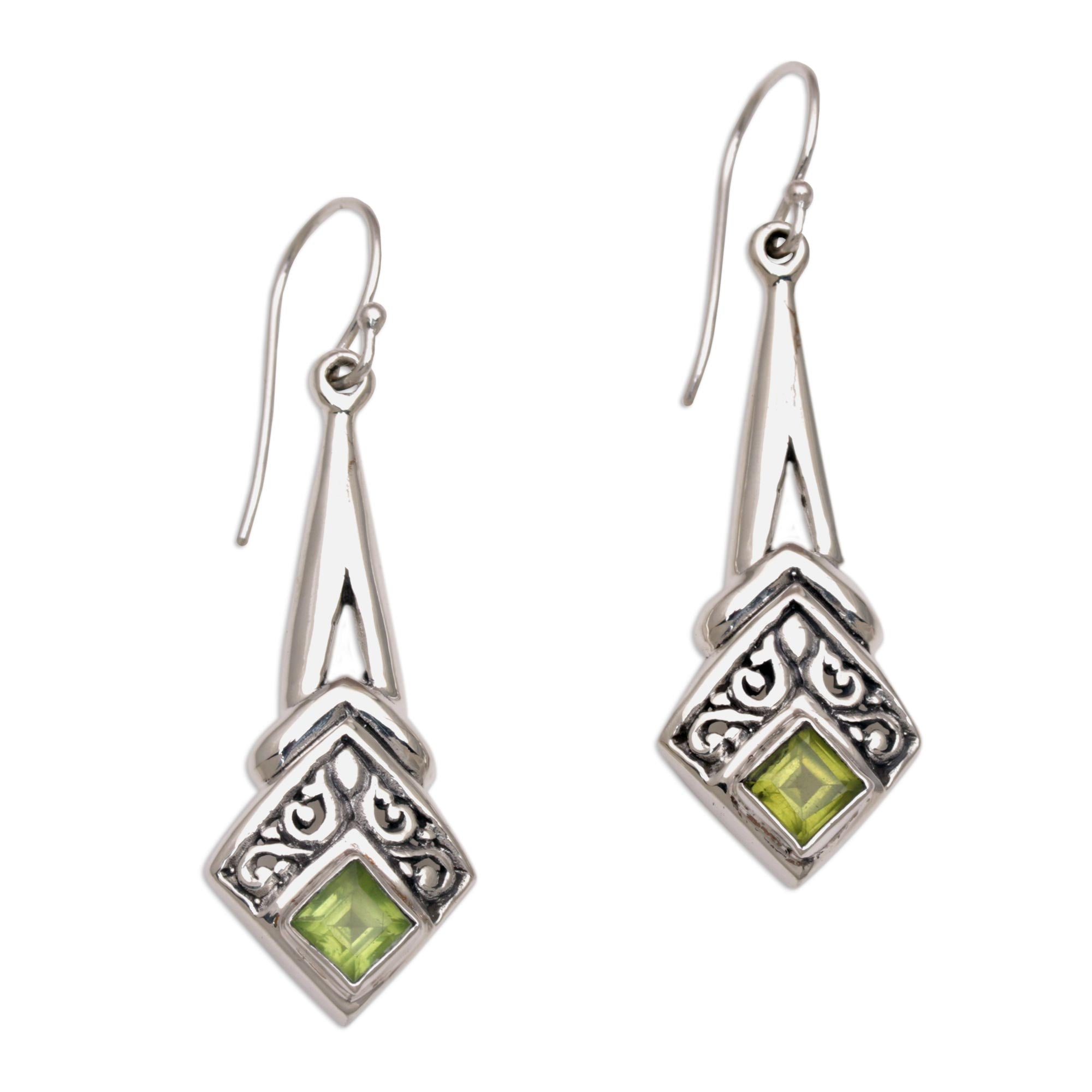 Premium Bali Gleam Peridot Sterling Silver Dangle Earrings - Artisan Crafted