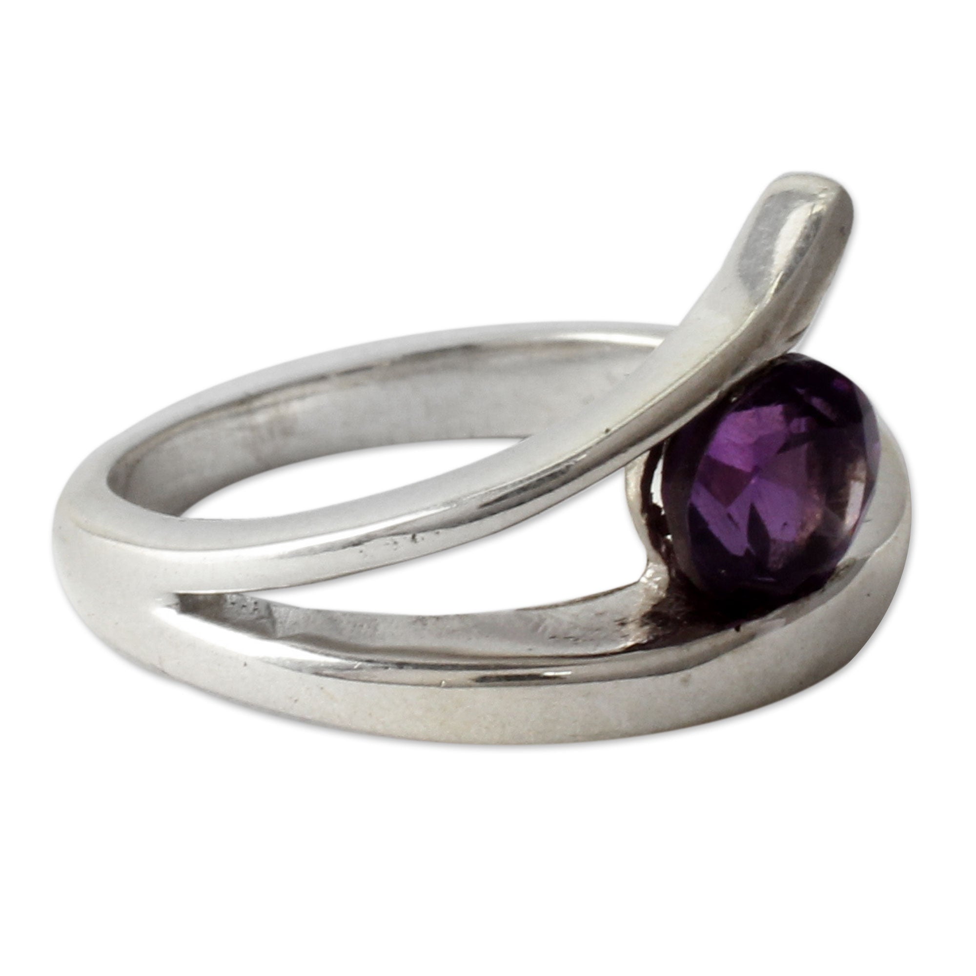 Premium Amethyst Solitaire Ring - Sterling Silver Elegance