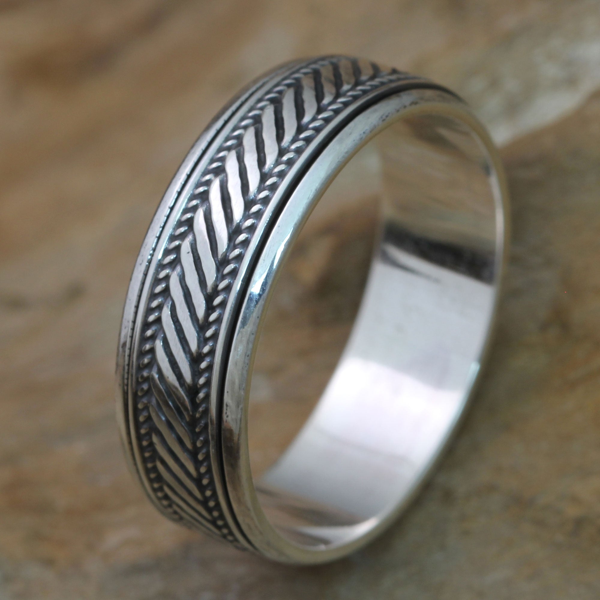 Premium Sterling Silver Spinner Ring – Ultimate Meditation Tool