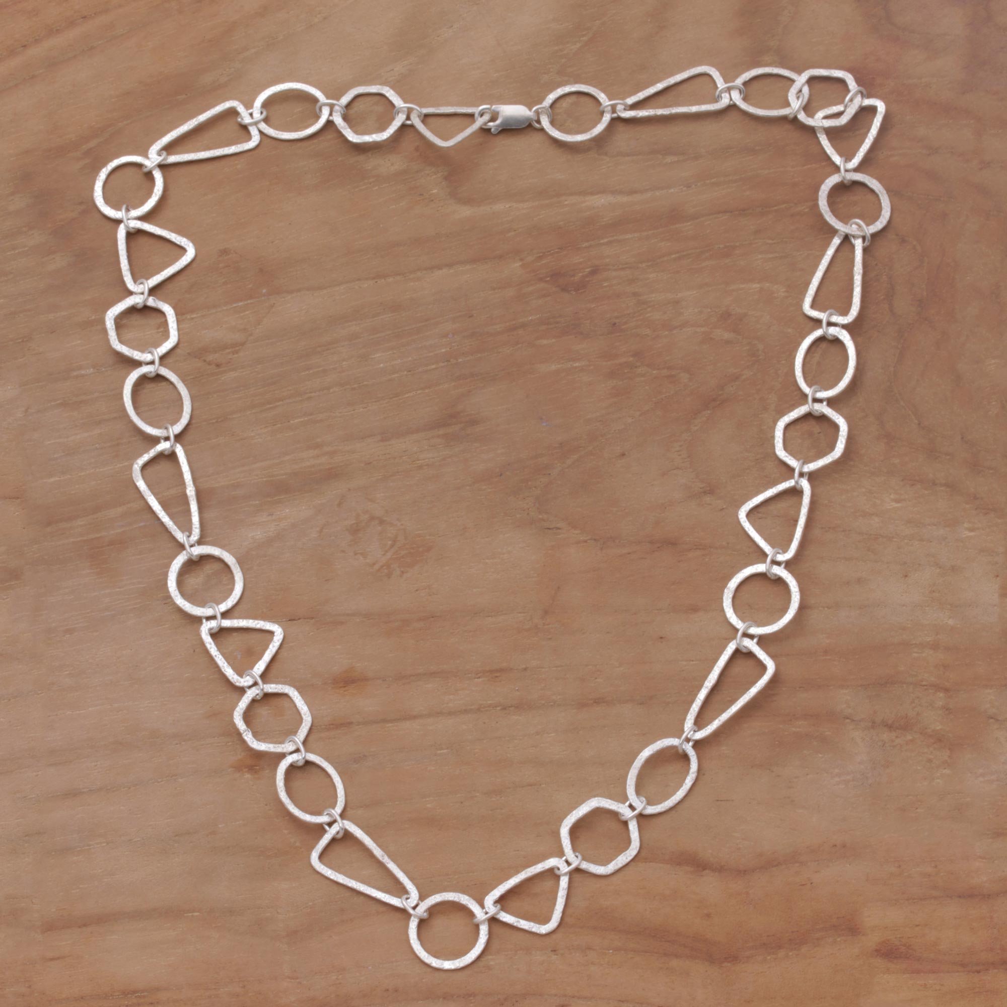 Premium Modern Simplicity Silver Link Necklace - Handcrafted Geometric Design