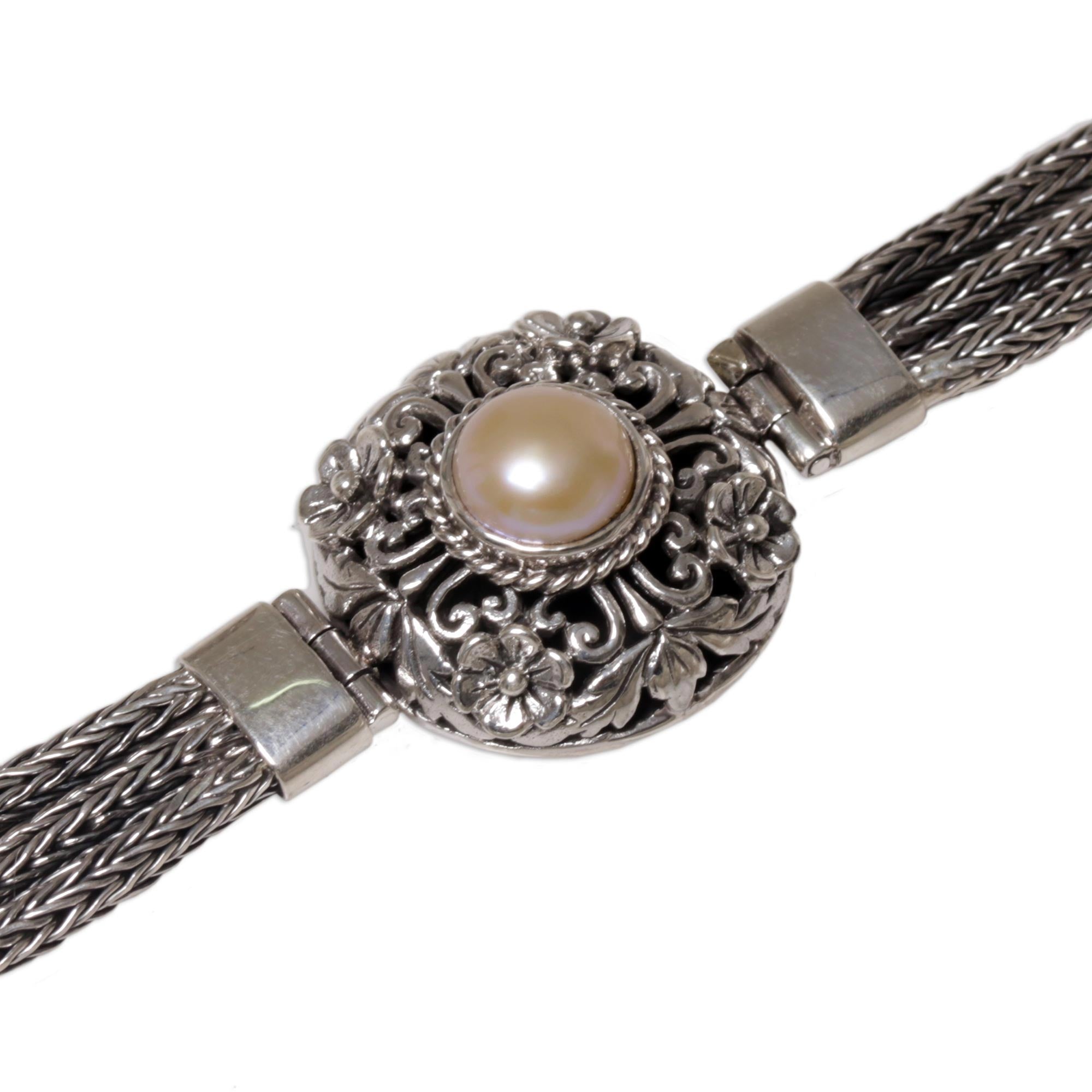 Premium Floral Elegance Pearl & Silver Bracelet