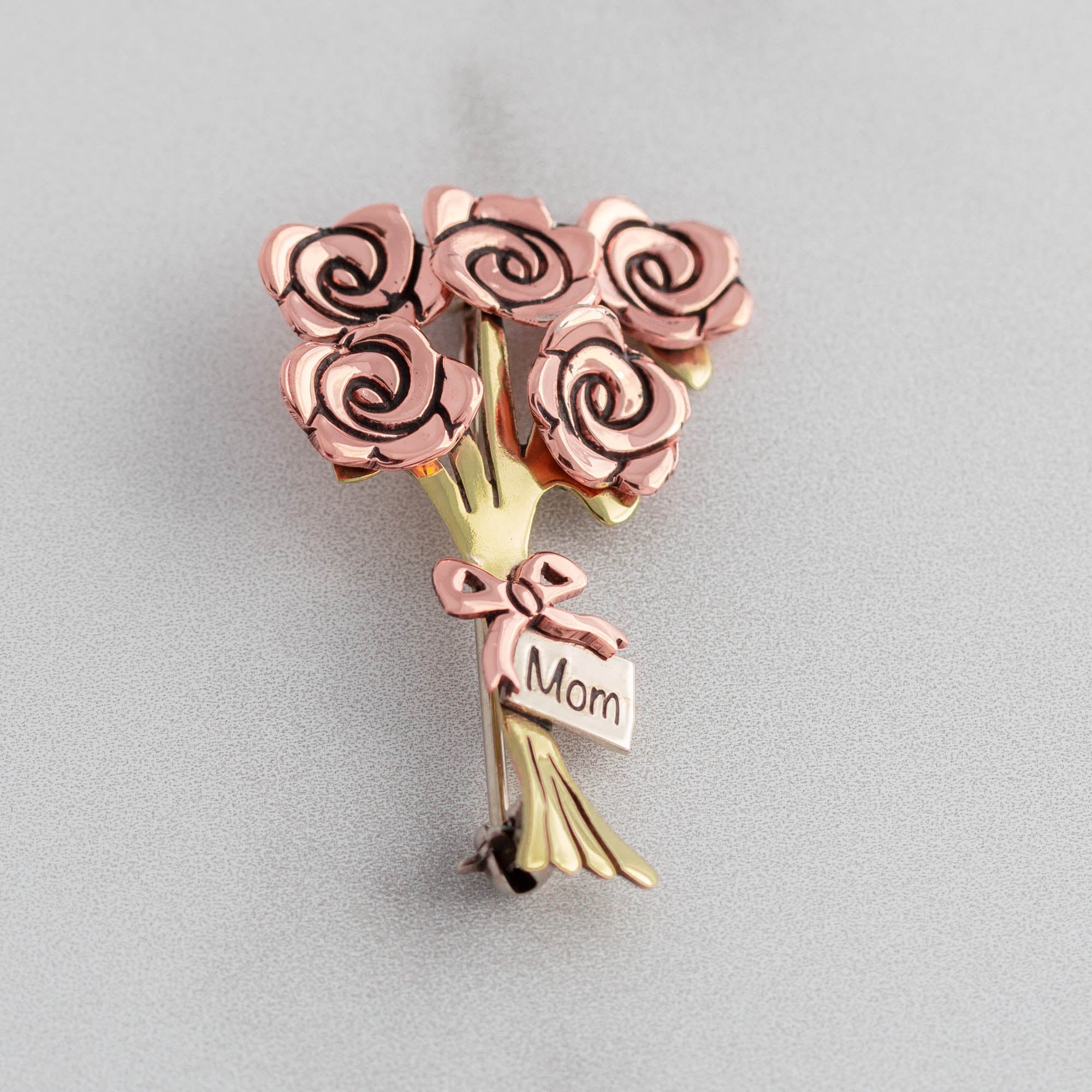 Premium Mom Rose Bouquet Mixed Metal Pin - Ultimate Mother's Day Gift