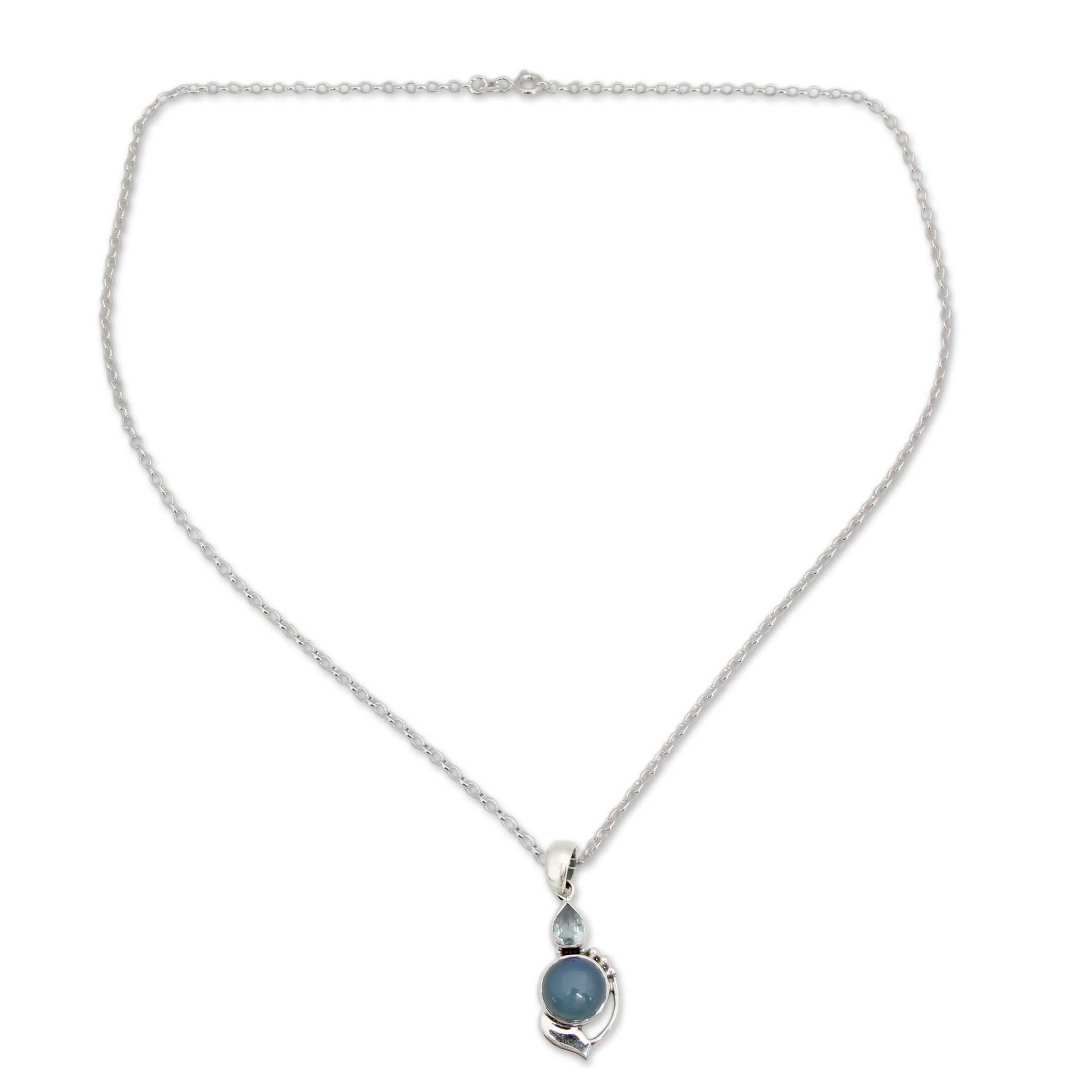 Premium Modern Romance Chalcedony Pendant Necklace