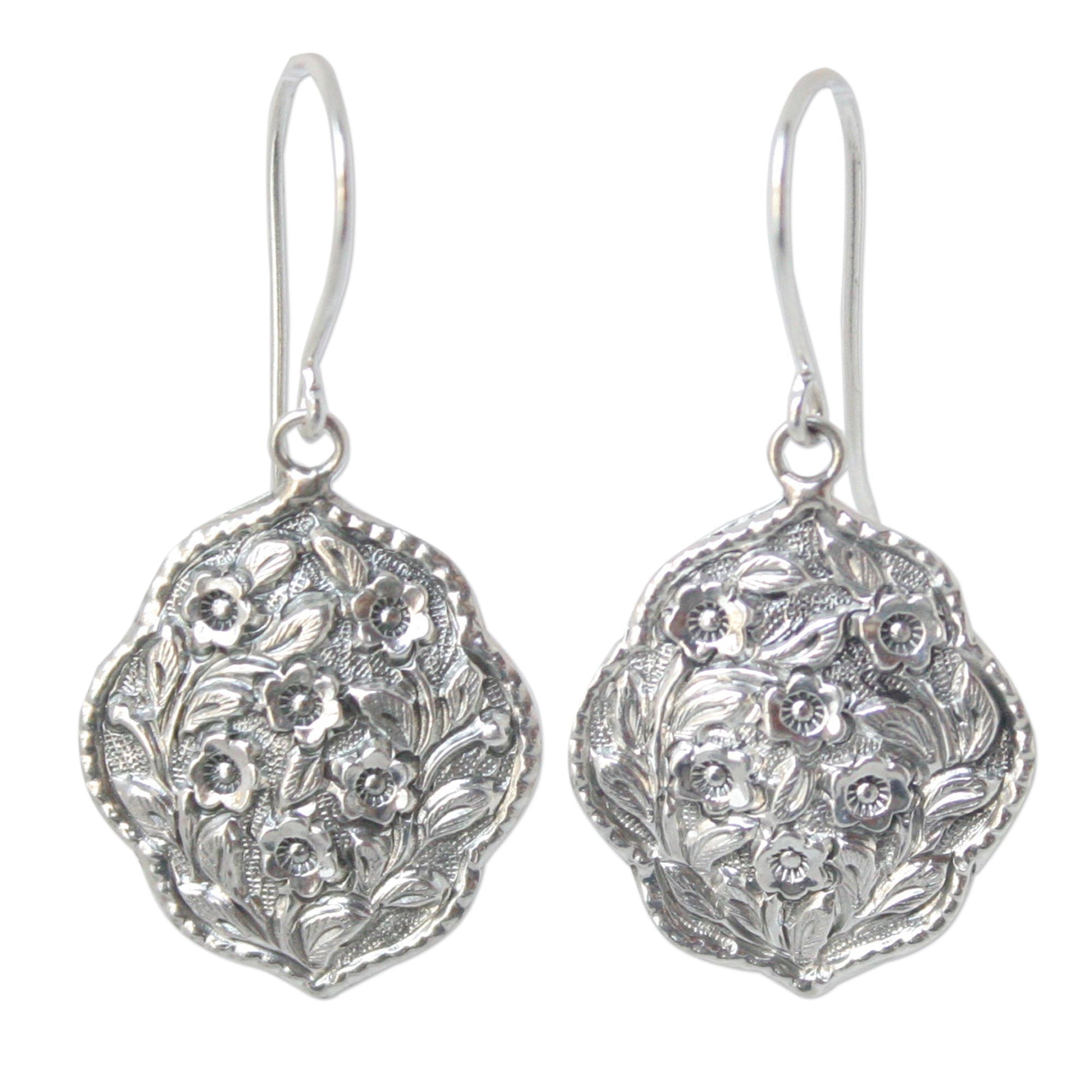 Premium Sterling Silver Spring Flower Earrings – Handcrafted Elegance