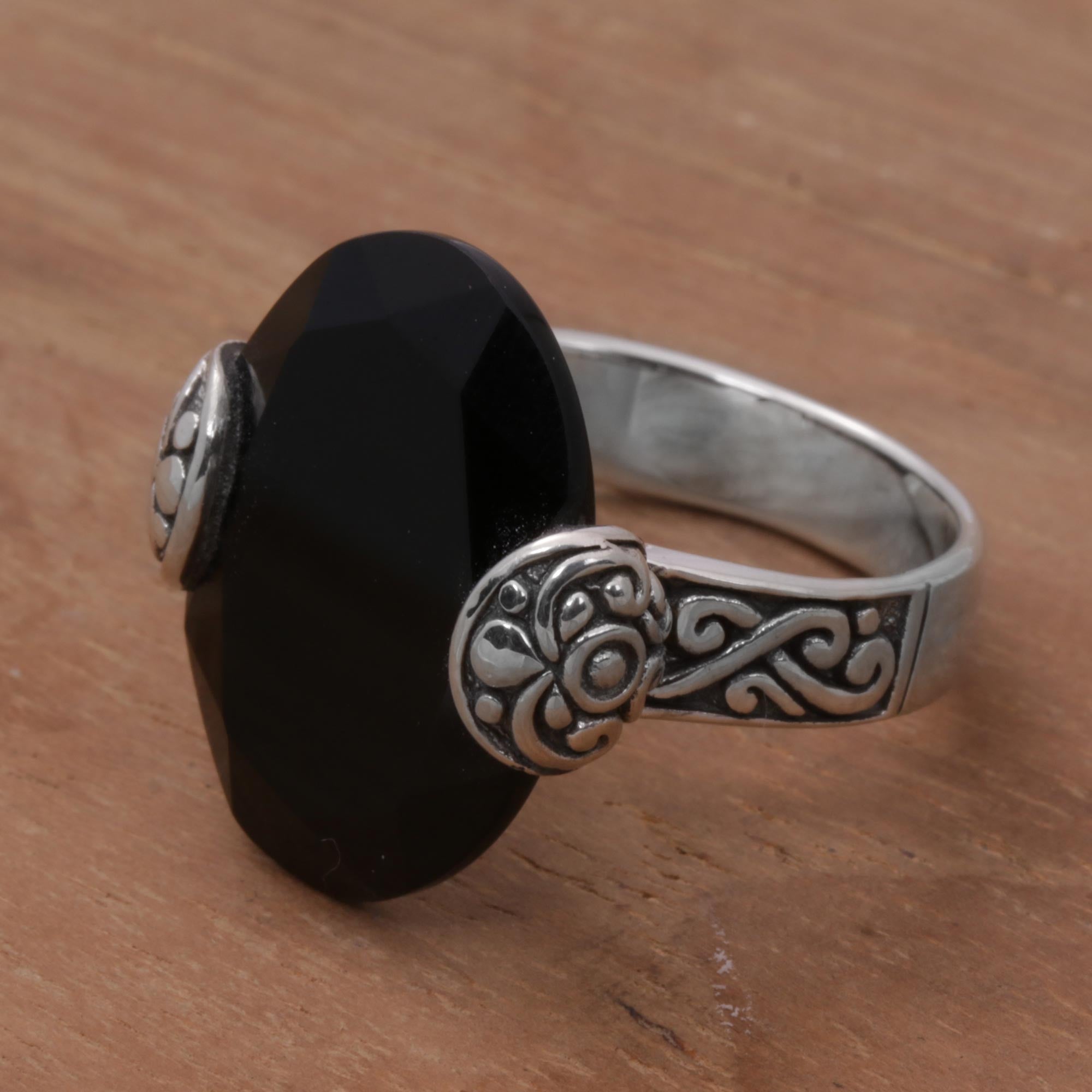 Premium Mystique Oval Onyx & Sterling Silver Cocktail Ring – Handcrafted in Bali