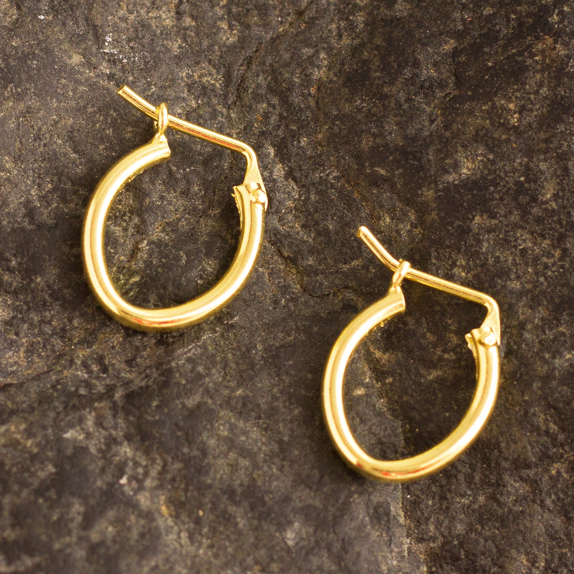 Premium 18k Gold Plated Hoop Earrings - Timeless Peruvian Design