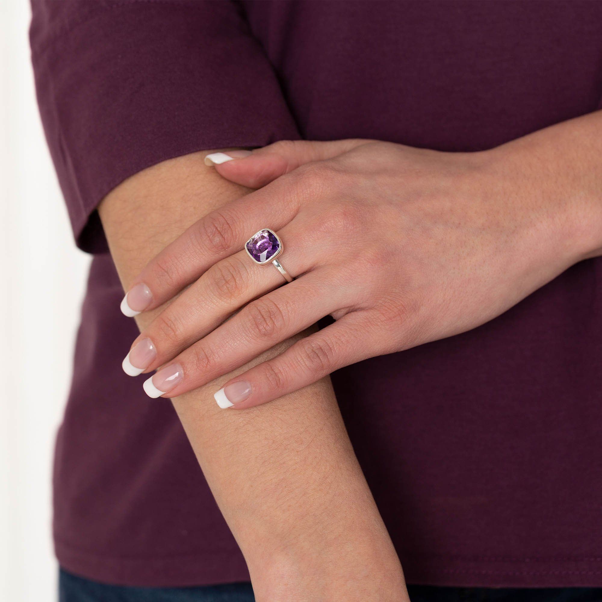 Premium Classic Cut Sterling Silver & Amethyst Ring