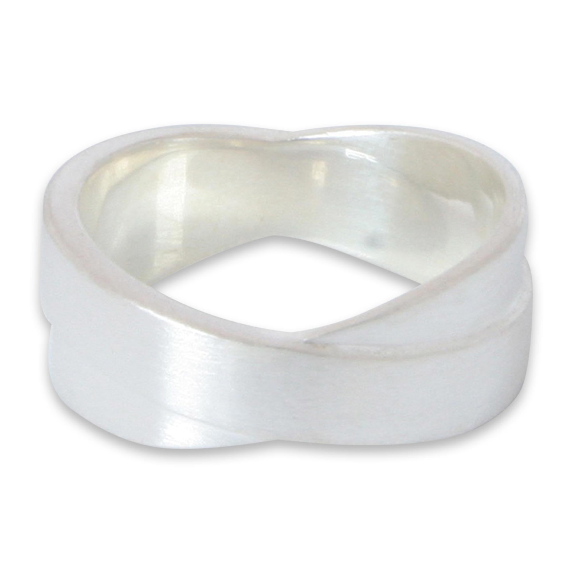 Premium Infinite Lanna Sterling Silver Band Ring - Ultimate Elegance