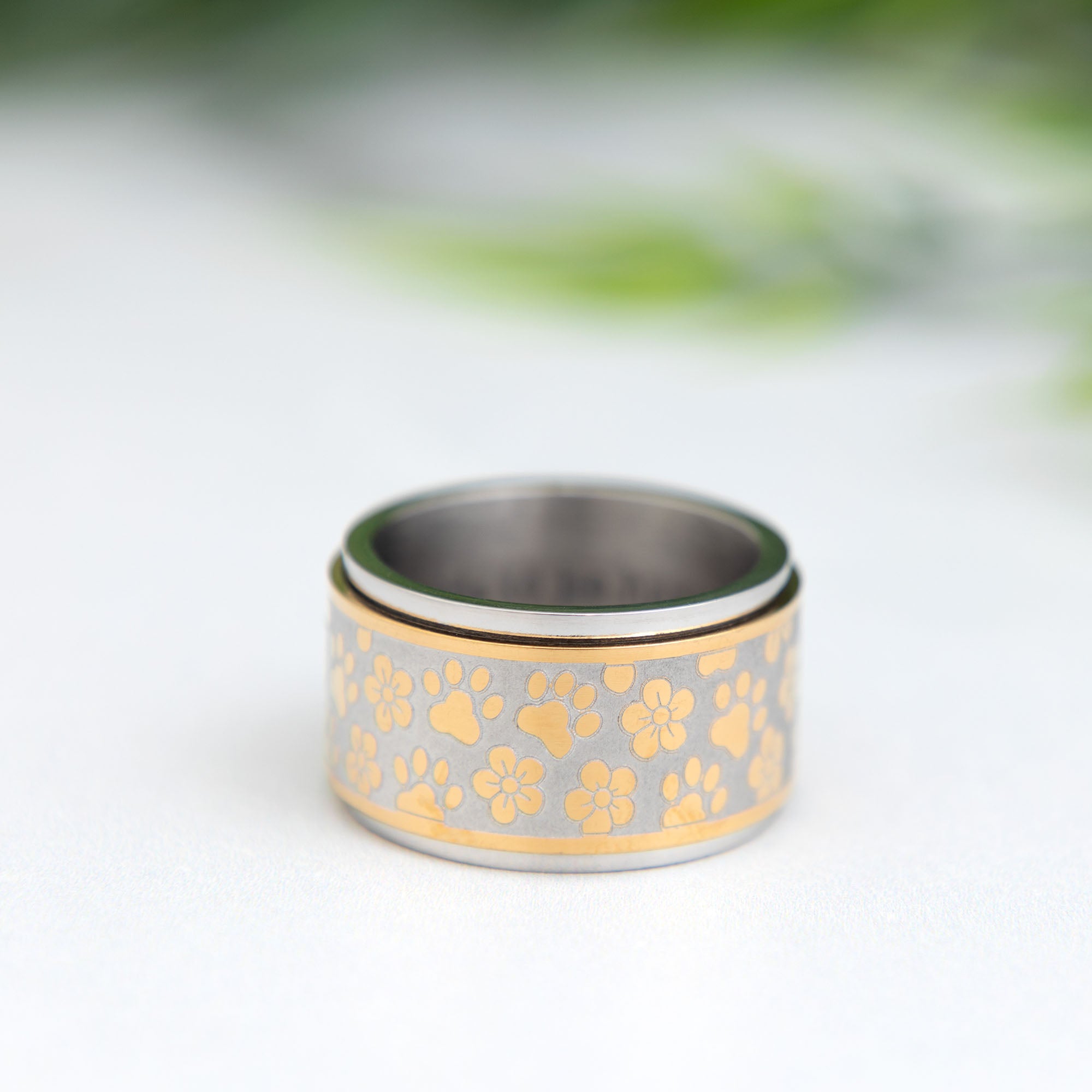 Ultimate Happiness Spinner Ring - 4 Paws Edition