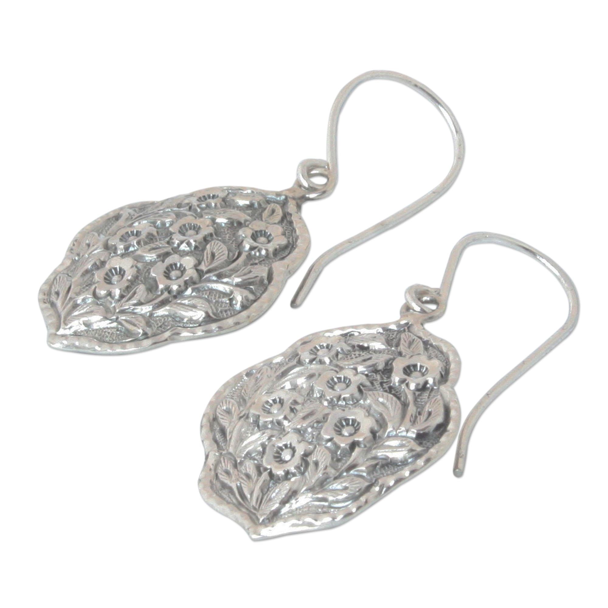 Premium Sterling Silver Spring Flower Earrings – Handcrafted Elegance