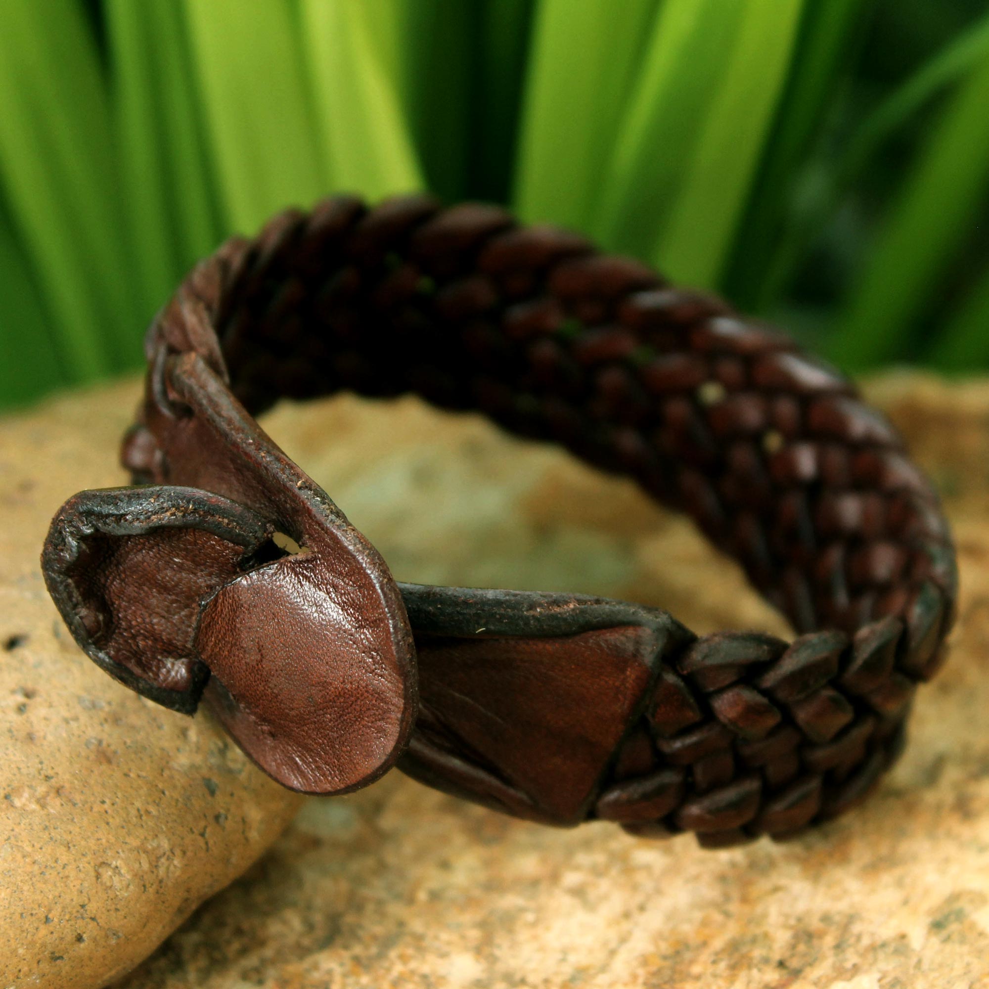 Premium Bangkok Weave Men's Leather Bracelet - Handcrafted & Stylish