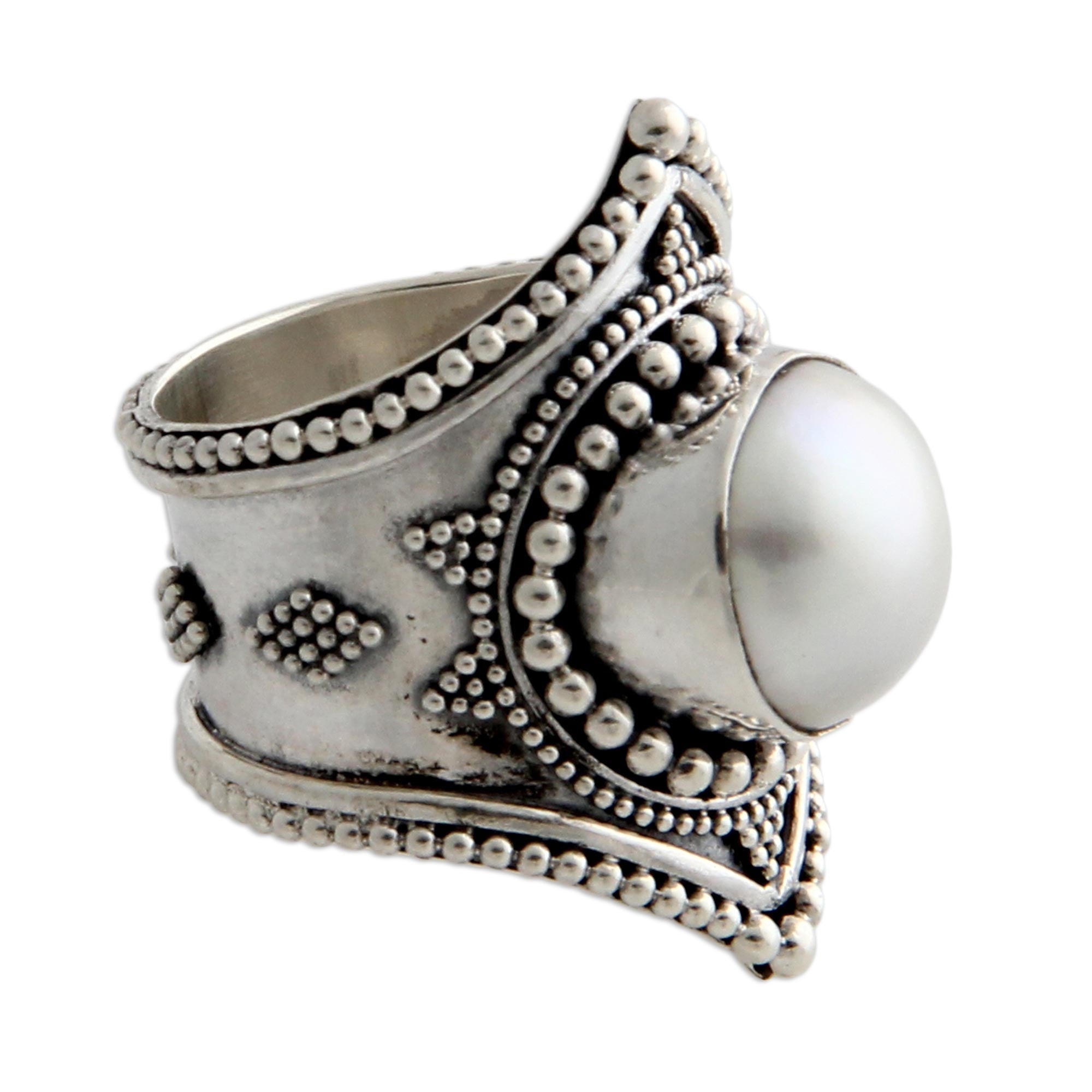 Premium Glowing Cloud Pearl Cocktail Ring - Ultimate Elegance