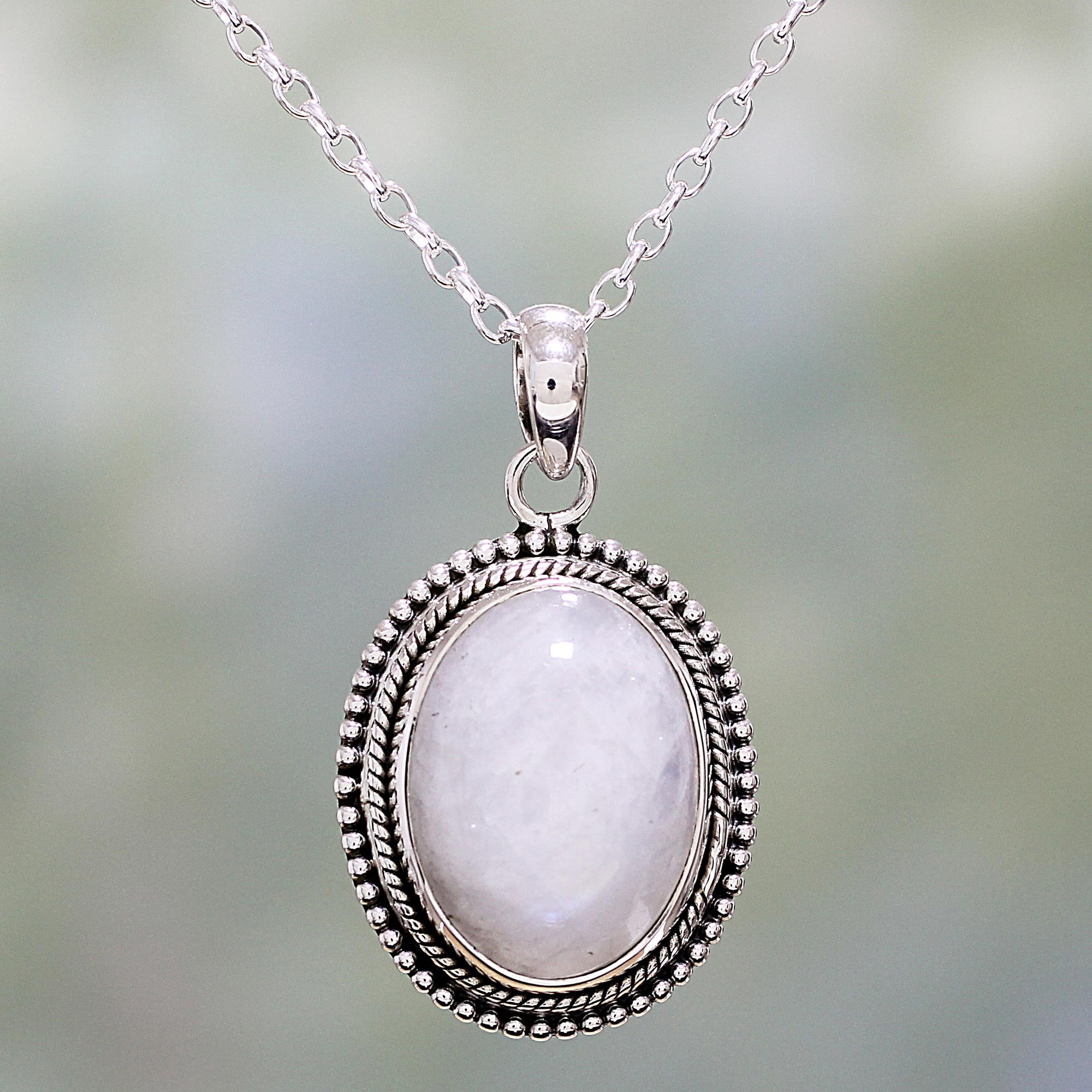 Premium Rainbow Moonstone & Sterling Silver Necklace – Elegant Cable Chain Design