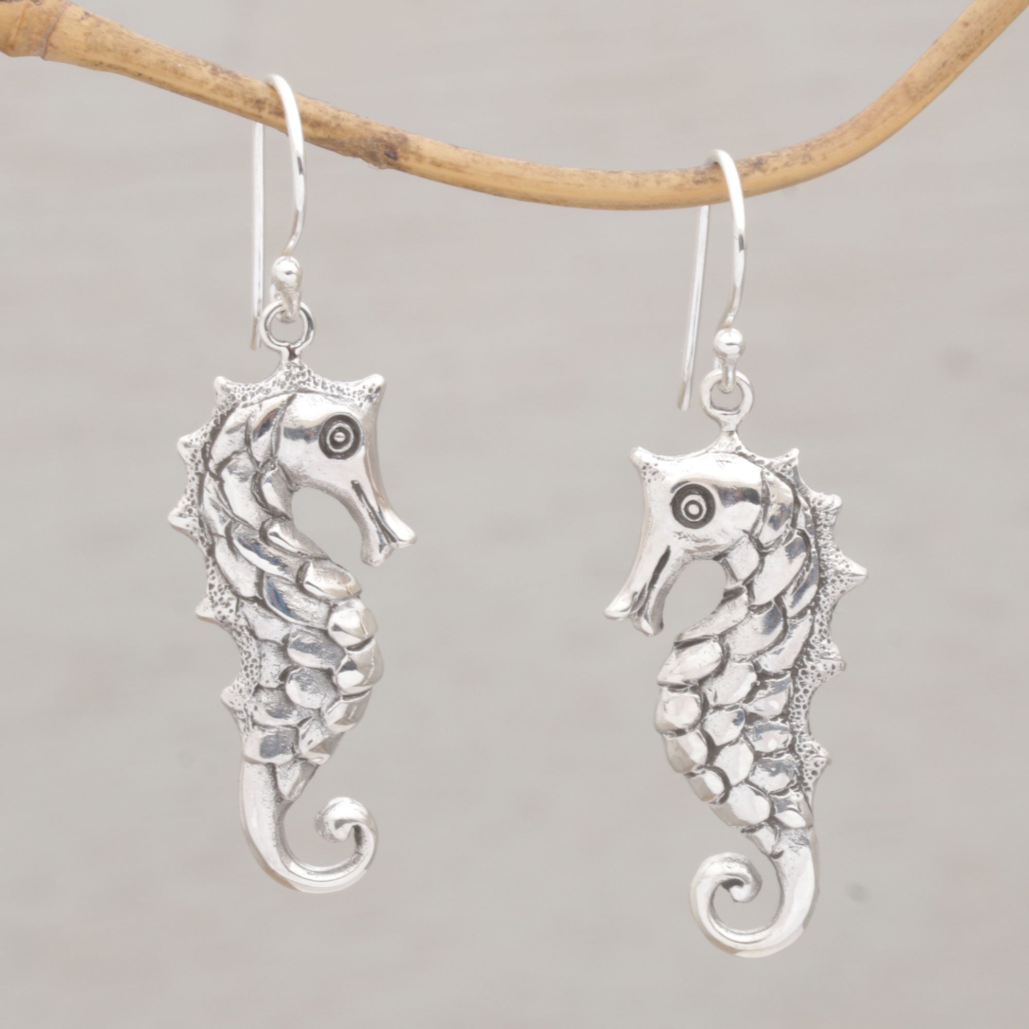 Premium Seahorse Sterling Silver Dangle Earrings - Handcrafted Elegance