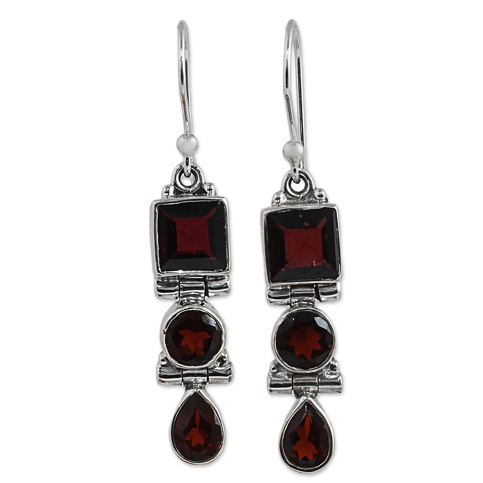 Premium Radiant Glamour Geometric Garnet Dangle Earrings in Sterling Silver