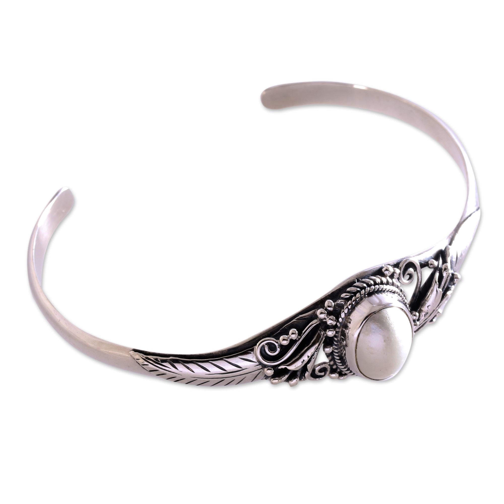 Premium Moonlight Shade Silver Cuff Bracelet with Cultured Pearl