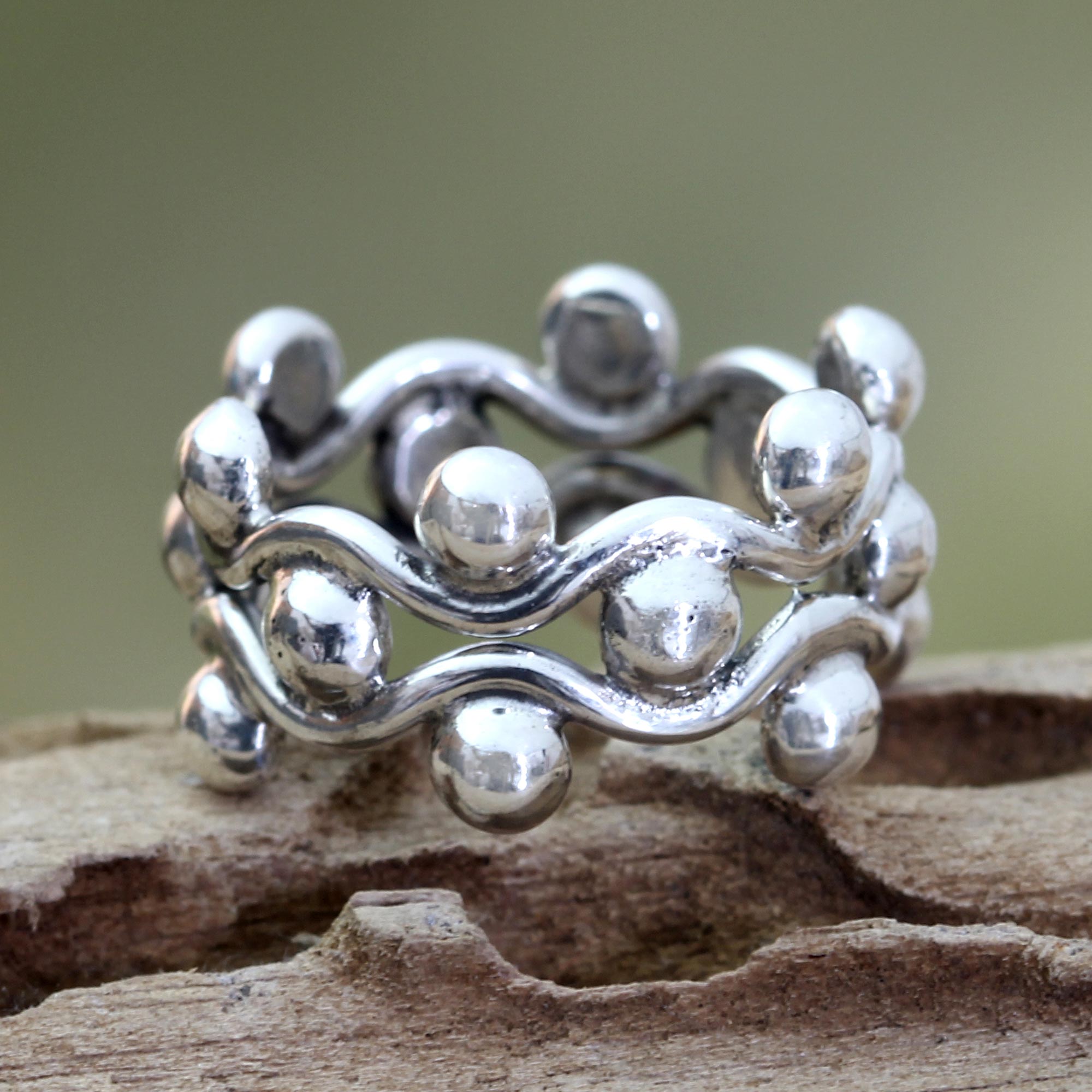 Premium Floral Buds Sterling Silver Band Ring - Handcrafted Elegance