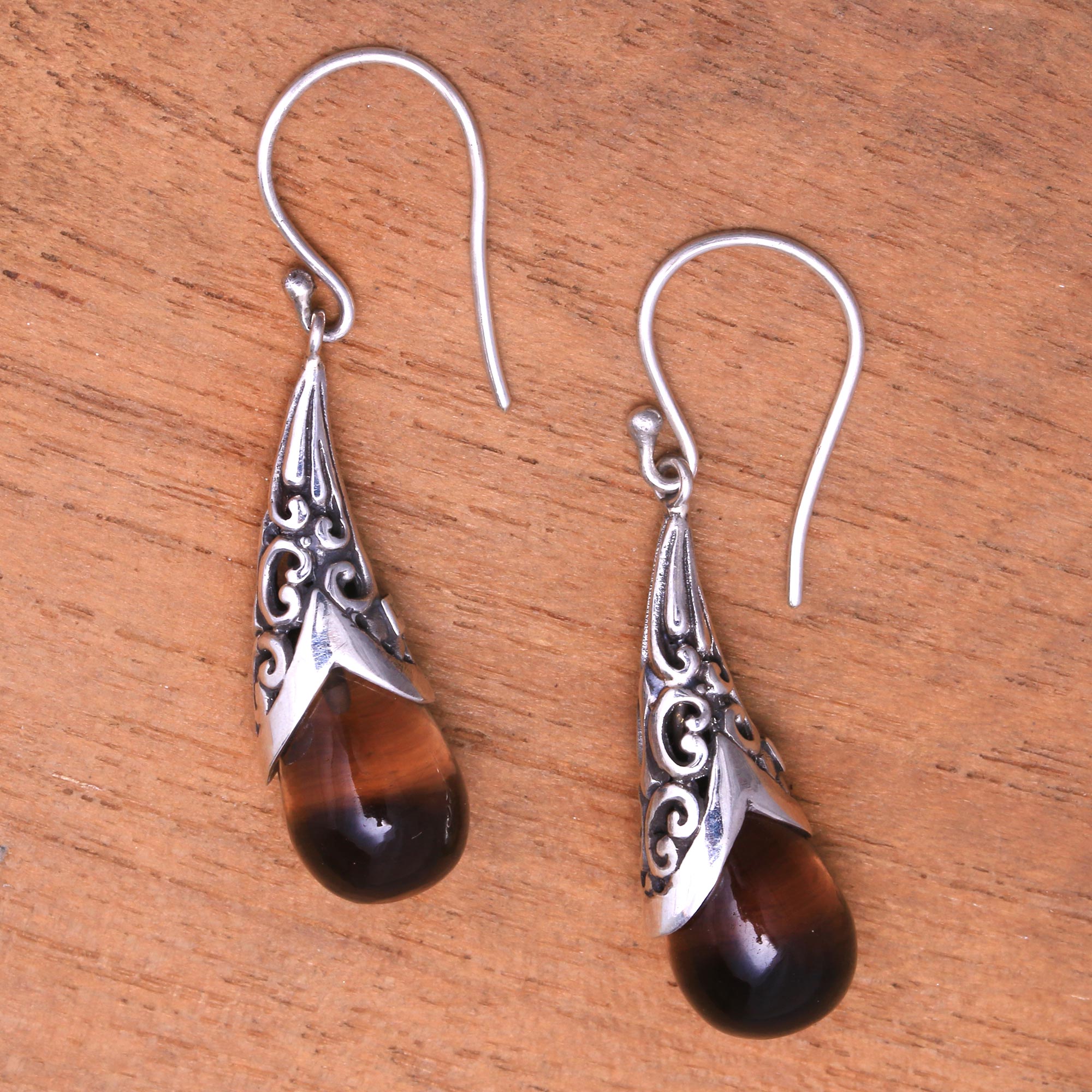 Premium Smoky Quartz Dangle Earrings - Sanur Elegance Weave Pattern, Handcrafted in Bali