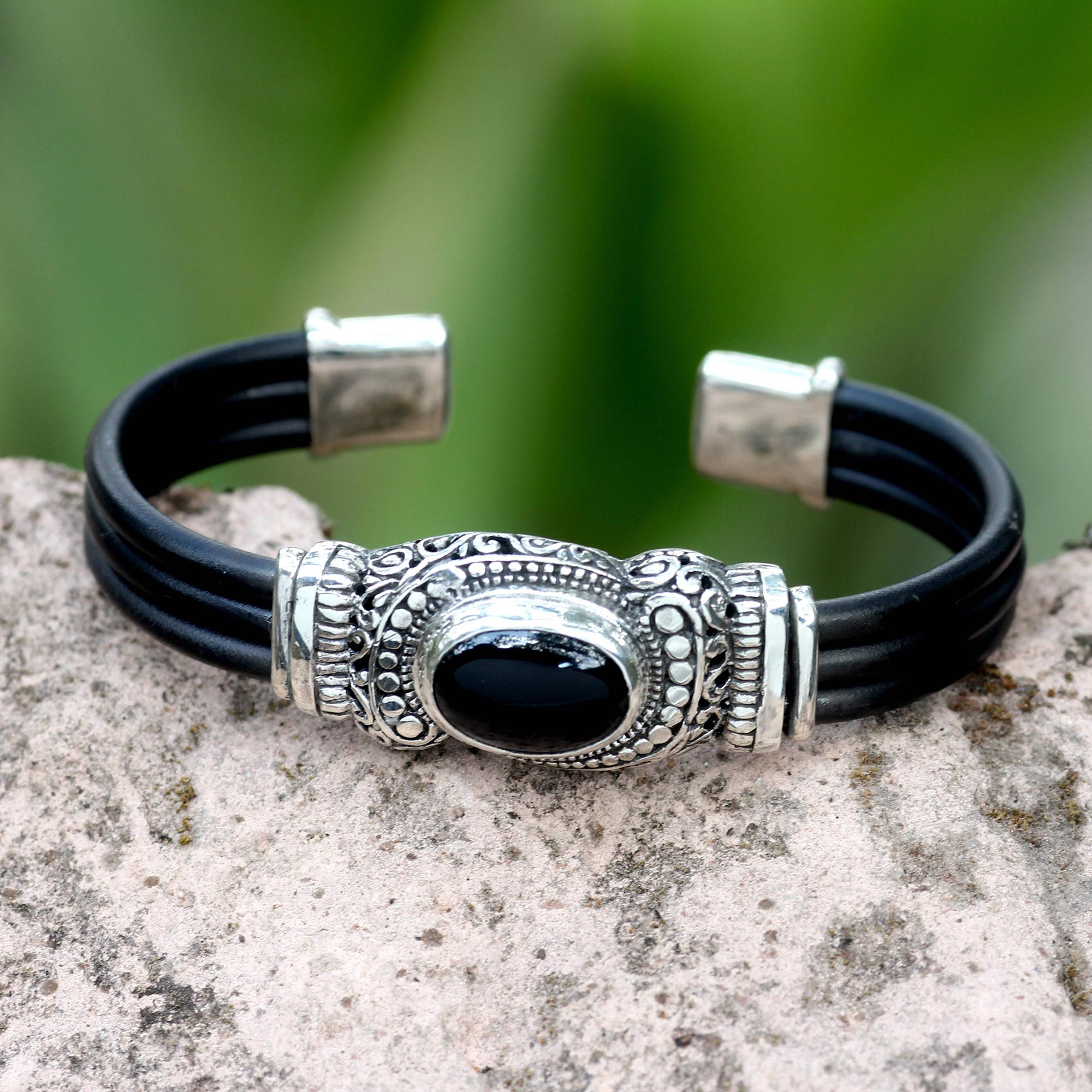 Premium Royal Splendor Onyx & Silver Cuff Bracelet - Handcrafted Elegance