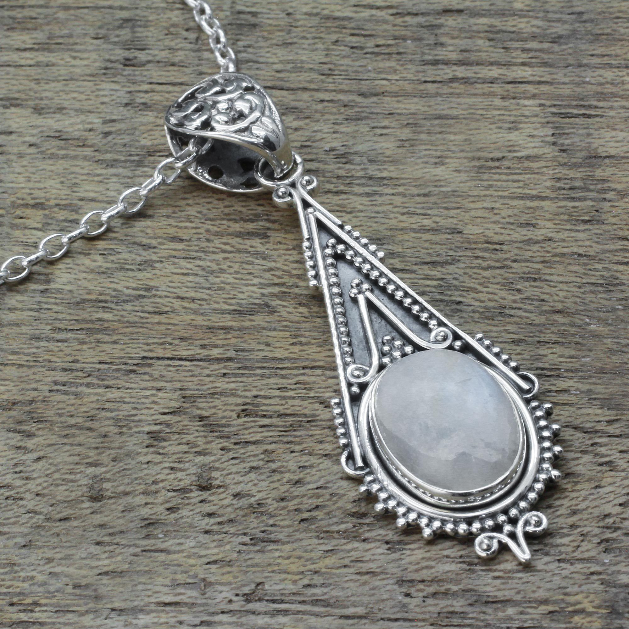 Premium Moonstone Radiance Pendant Necklace - Art Deco Elegance