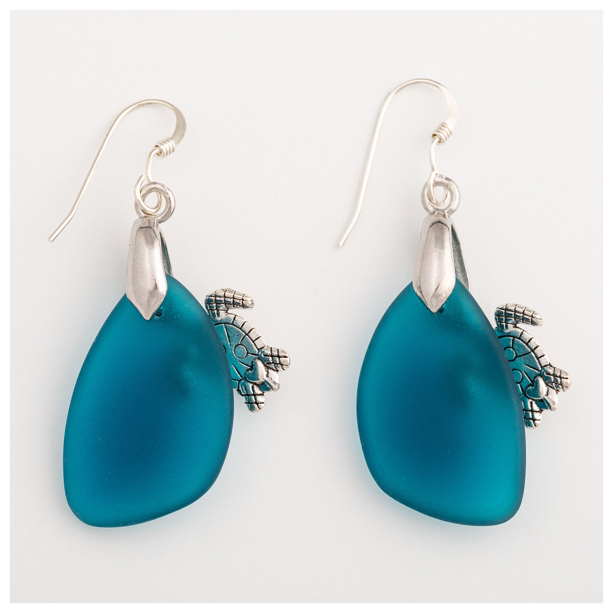 Premium Sea Turtle Sea Glass Earrings – Ultimate Style Statement