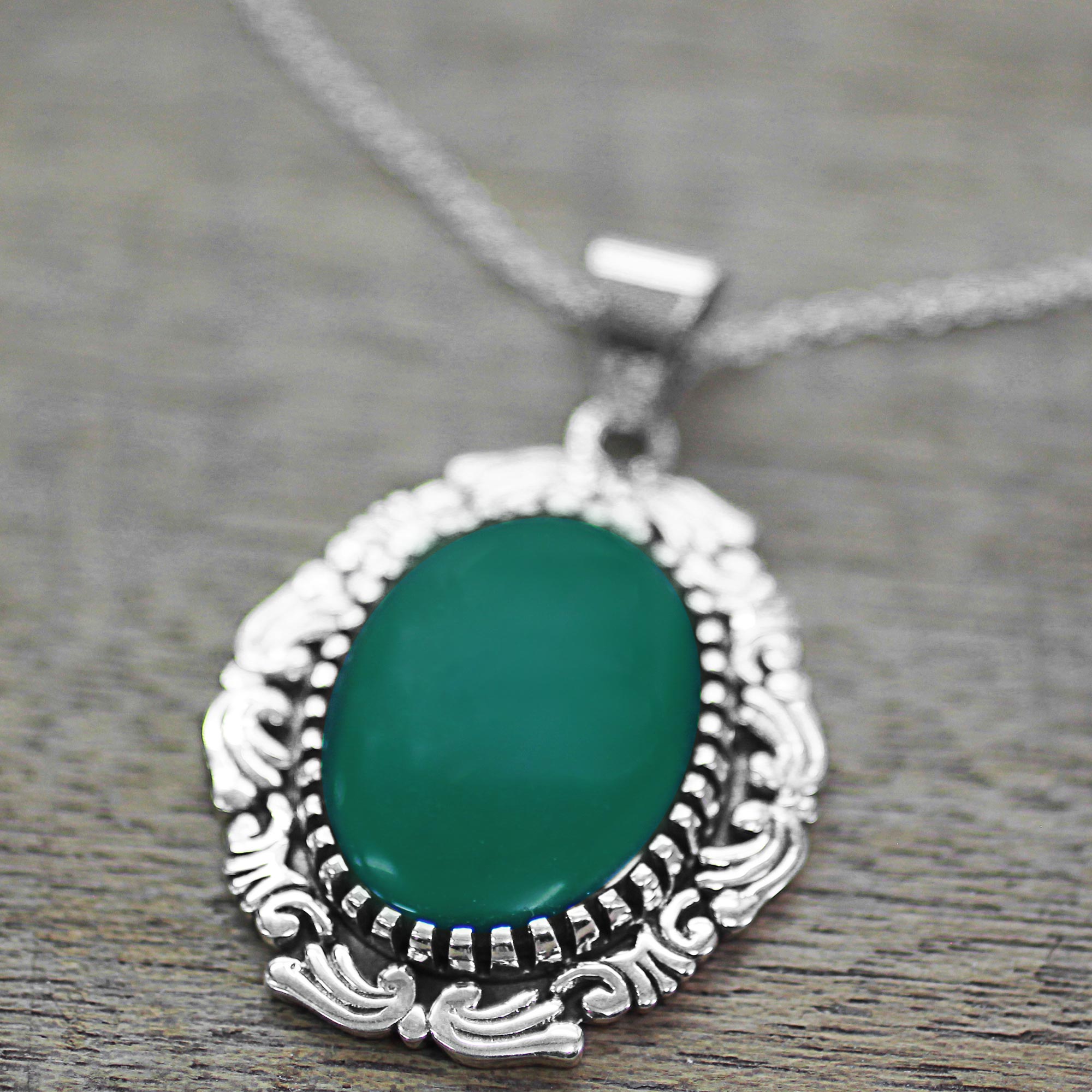 Premium Handcrafted Green Onyx Pendant Necklace - Sterling Silver Elegance