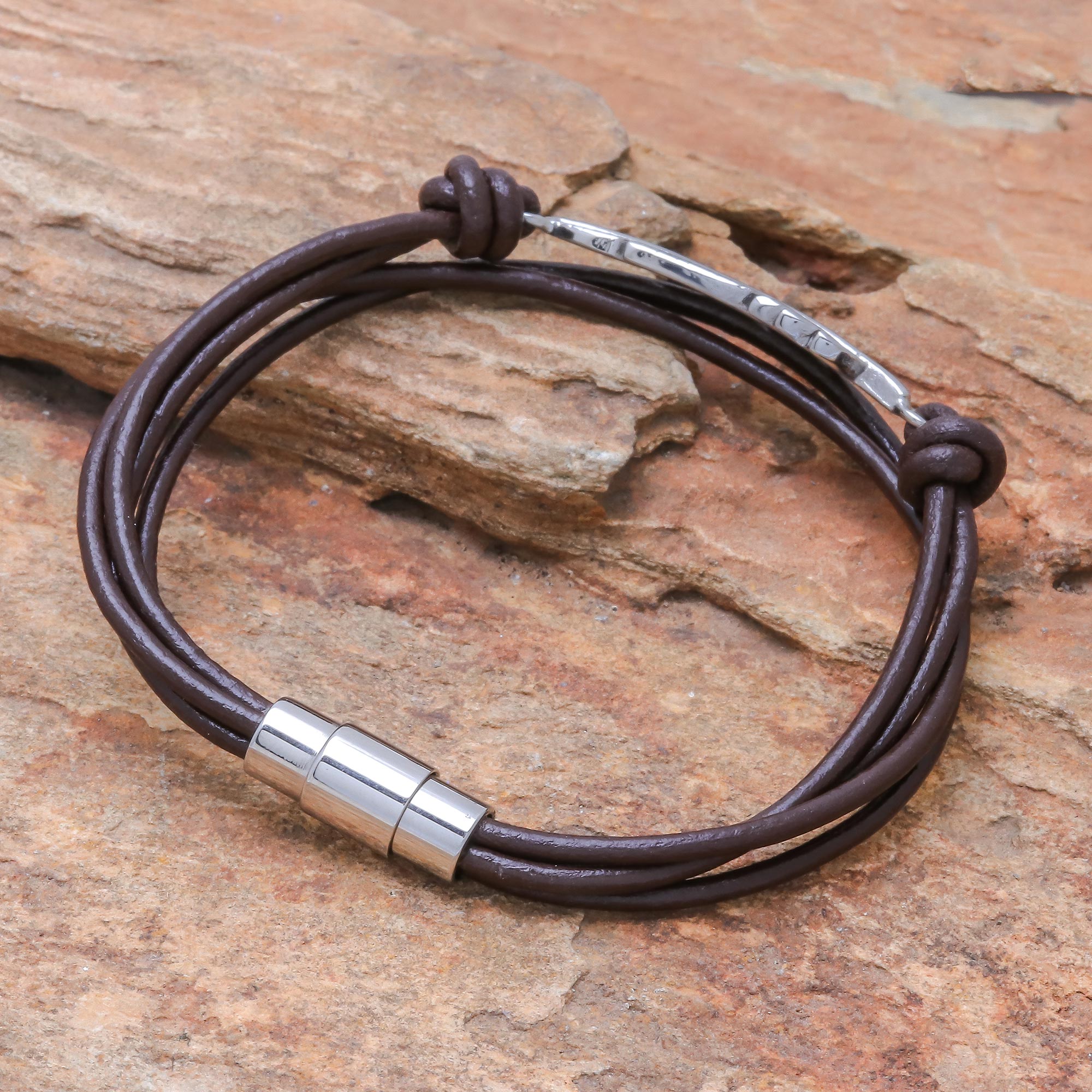 Premium Brown Leather & Stainless Steel Feather Pendant Bracelet - Handcrafted Elegance