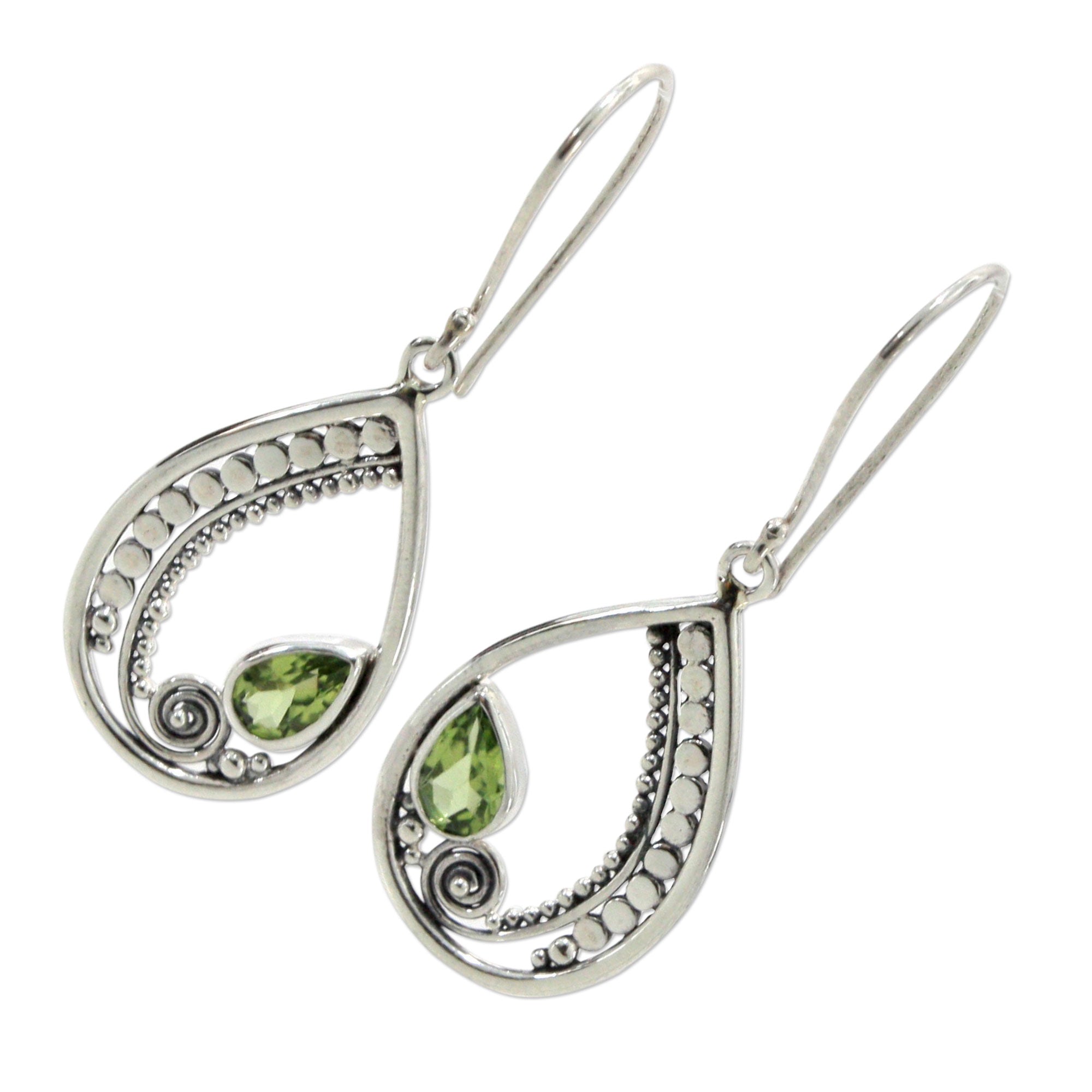 Premium Paisley Swirl Sterling Silver Peridot Dangle Earrings - Modern Elegance