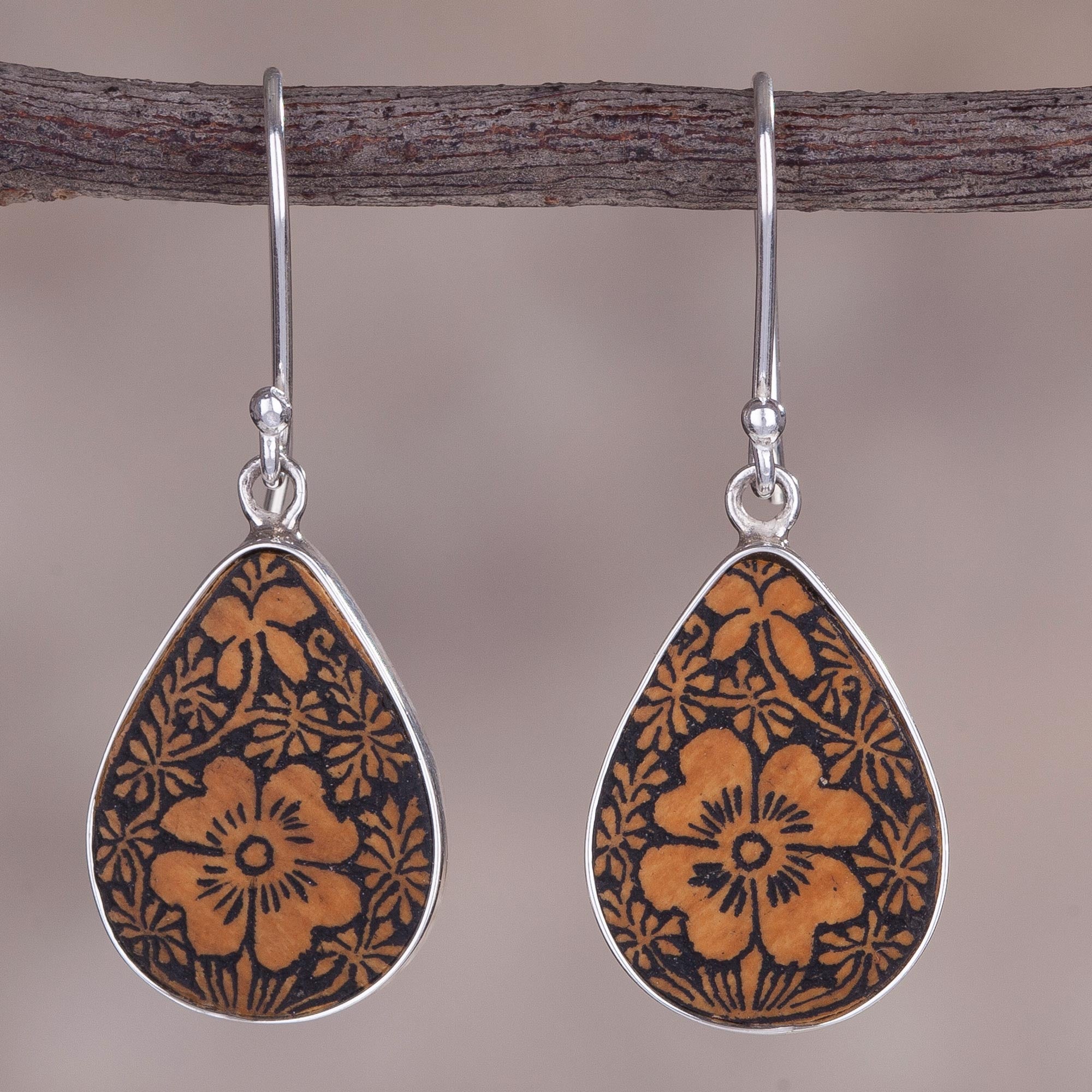 Premium Margarita Garden Floral Earrings - Sterling Silver & Pumpkin Shell from Peru