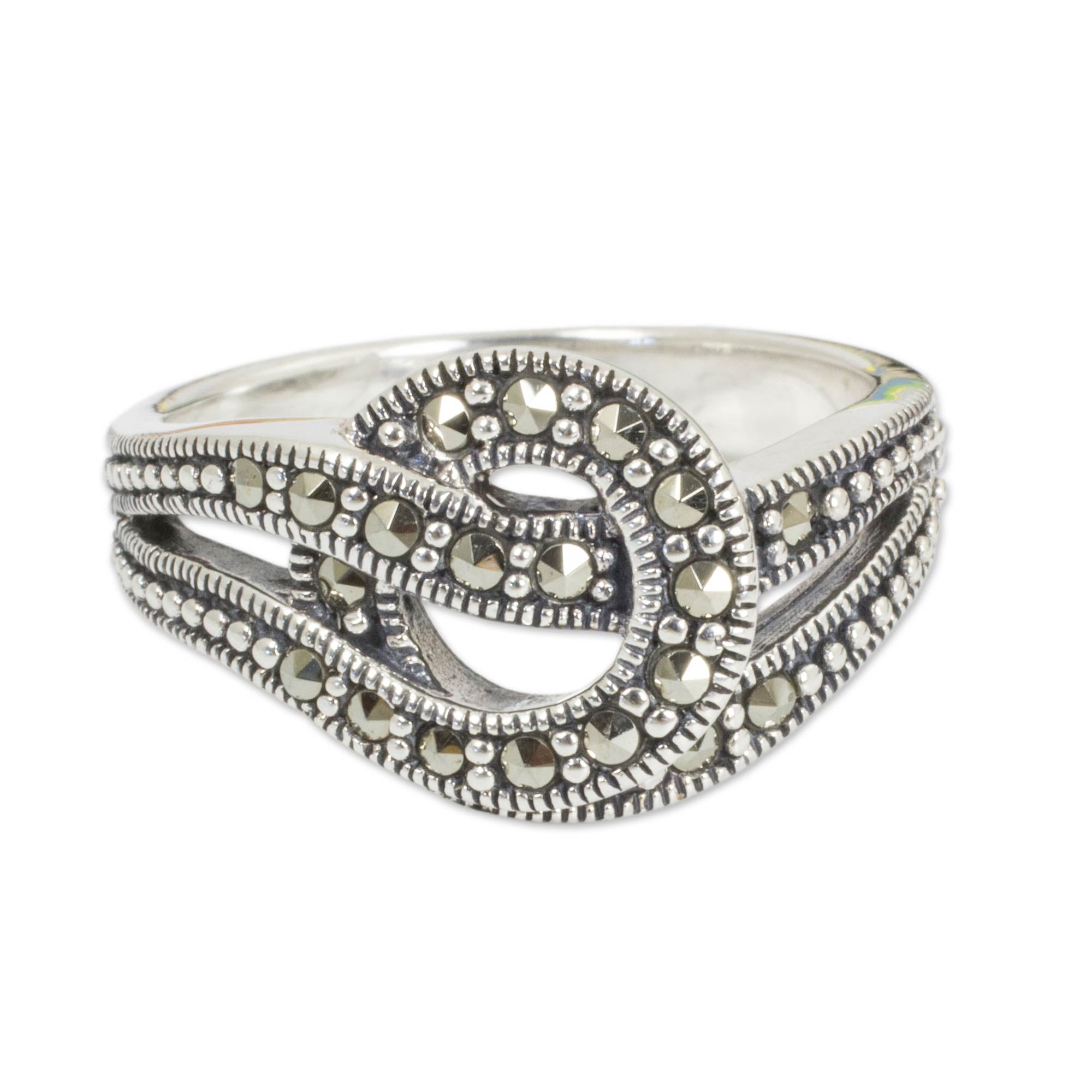 Premium Love Knot Marcasite & Silver Ring - Ultimate Romantic Jewelry