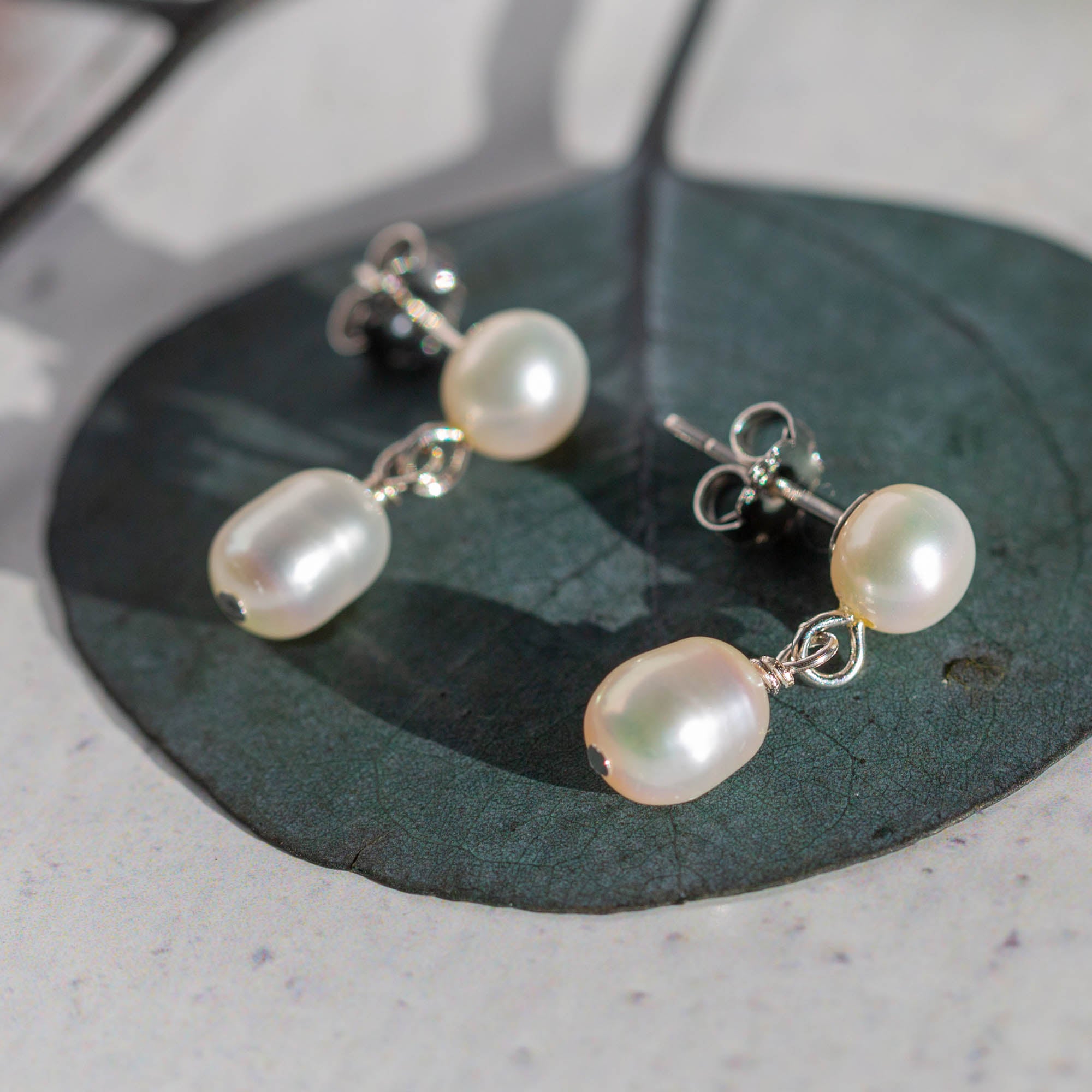 Premium Freshwater Pearl Dangle Earrings - Timeless Elegance