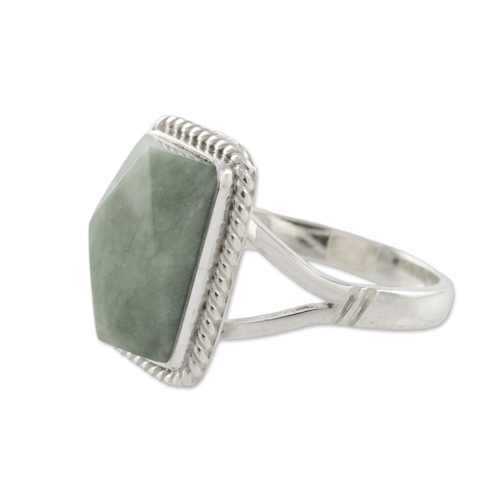 Premium Guatemalan Sterling Silver and Faceted Jade Ring - Handcrafted Elegance