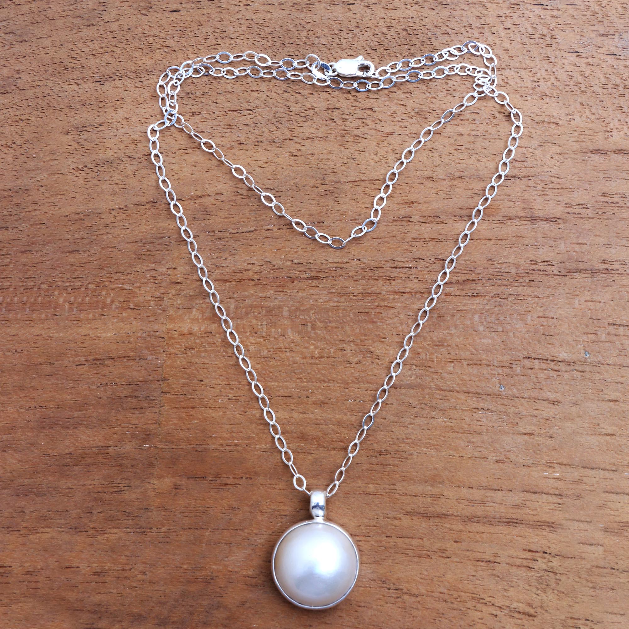 Premium Glowing Love White Cultured Pearl Pendant Necklace - Bali's Mutiara Collection