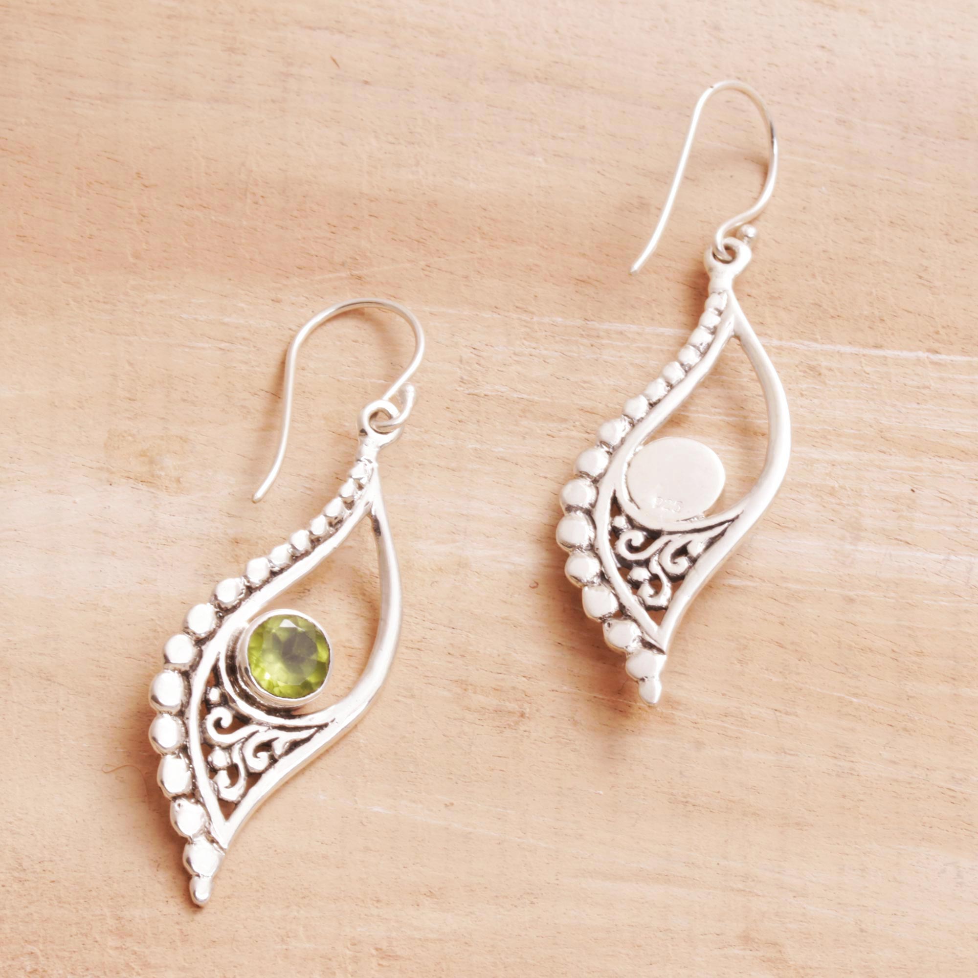 Premium Bali Jungle Dew Peridot Sterling Silver Dangle Earrings - Handcrafted Elegance