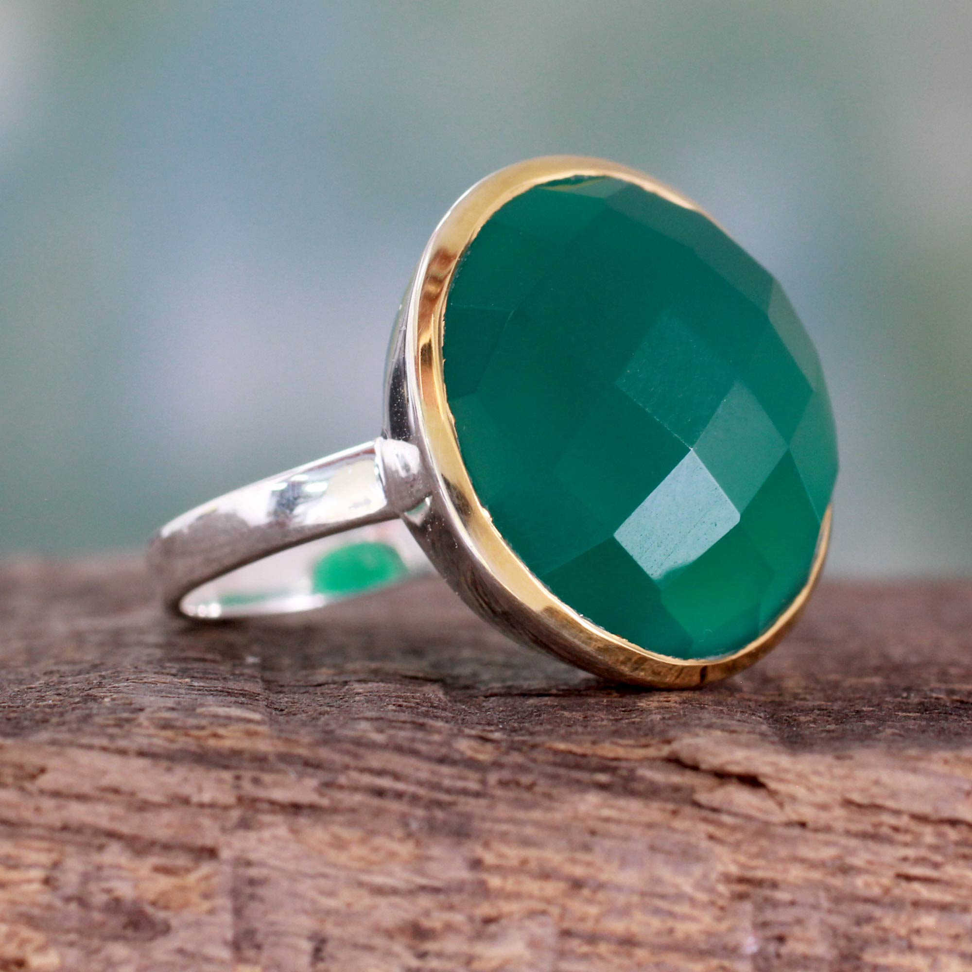 Premium Verdant Allure Onyx Cocktail Ring