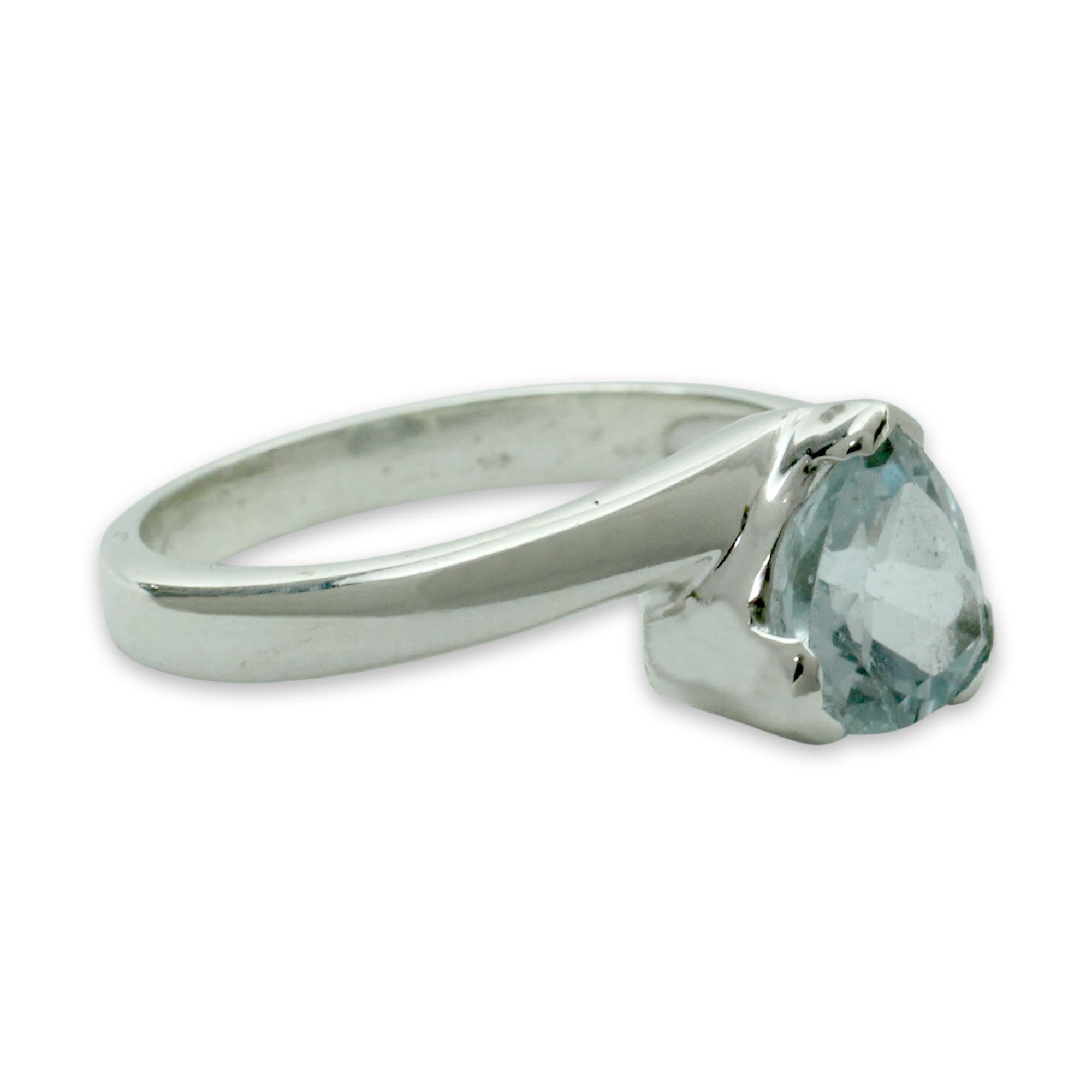 Premium Handcrafted Blue Topaz Solitaire Ring in Sterling Silver