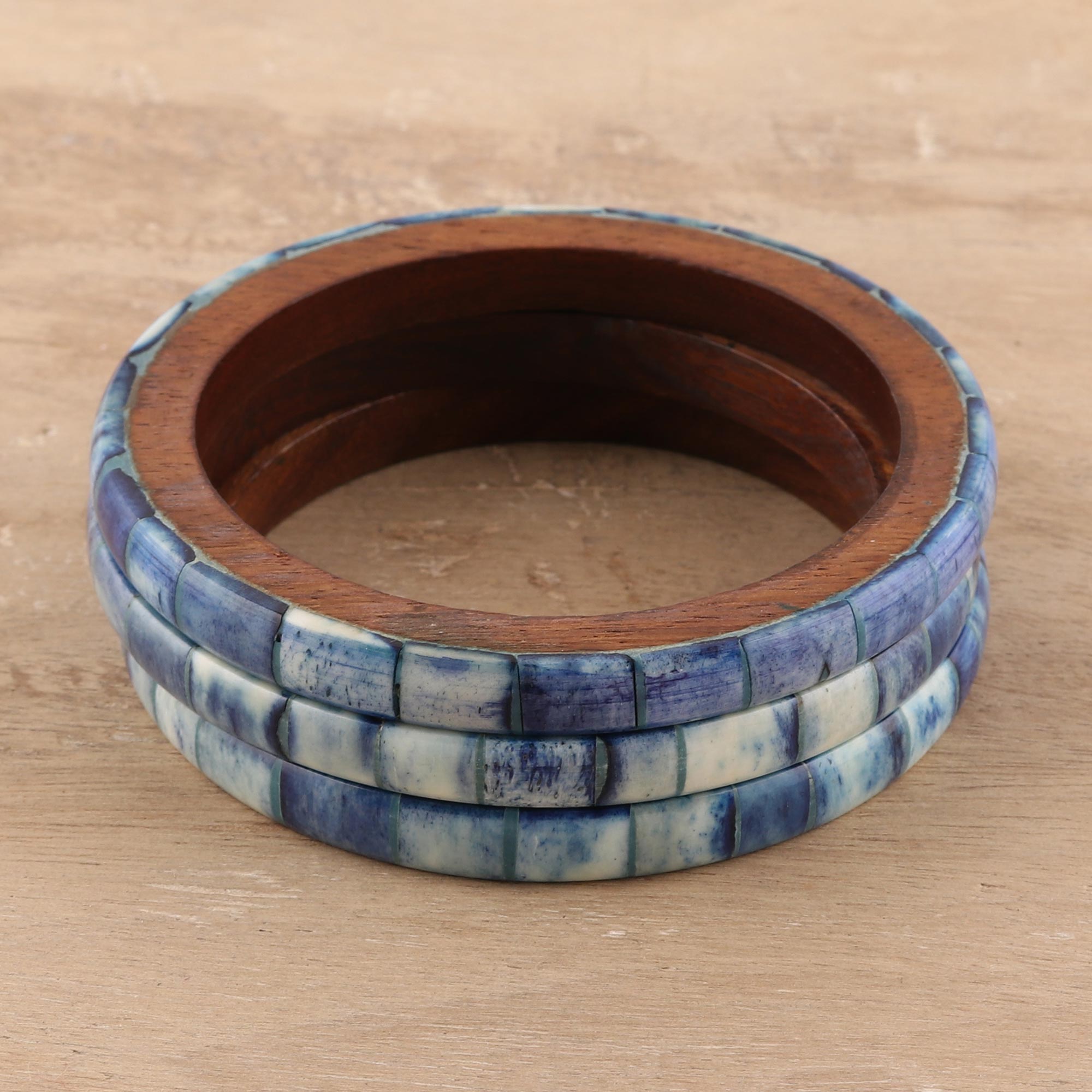 Premium Blue Saga Handcrafted Bone & Mango Wood Bangle Bracelet Set (3-Piece)