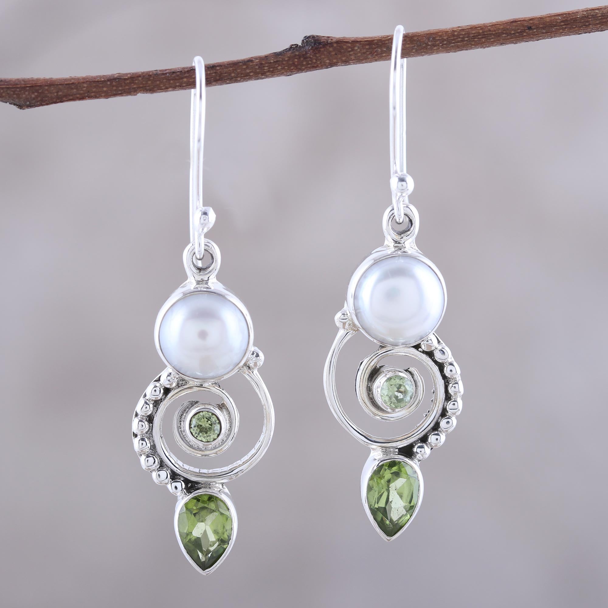 Premium Labyrinth Dangle Earrings with Cultured Pearl & Peridot