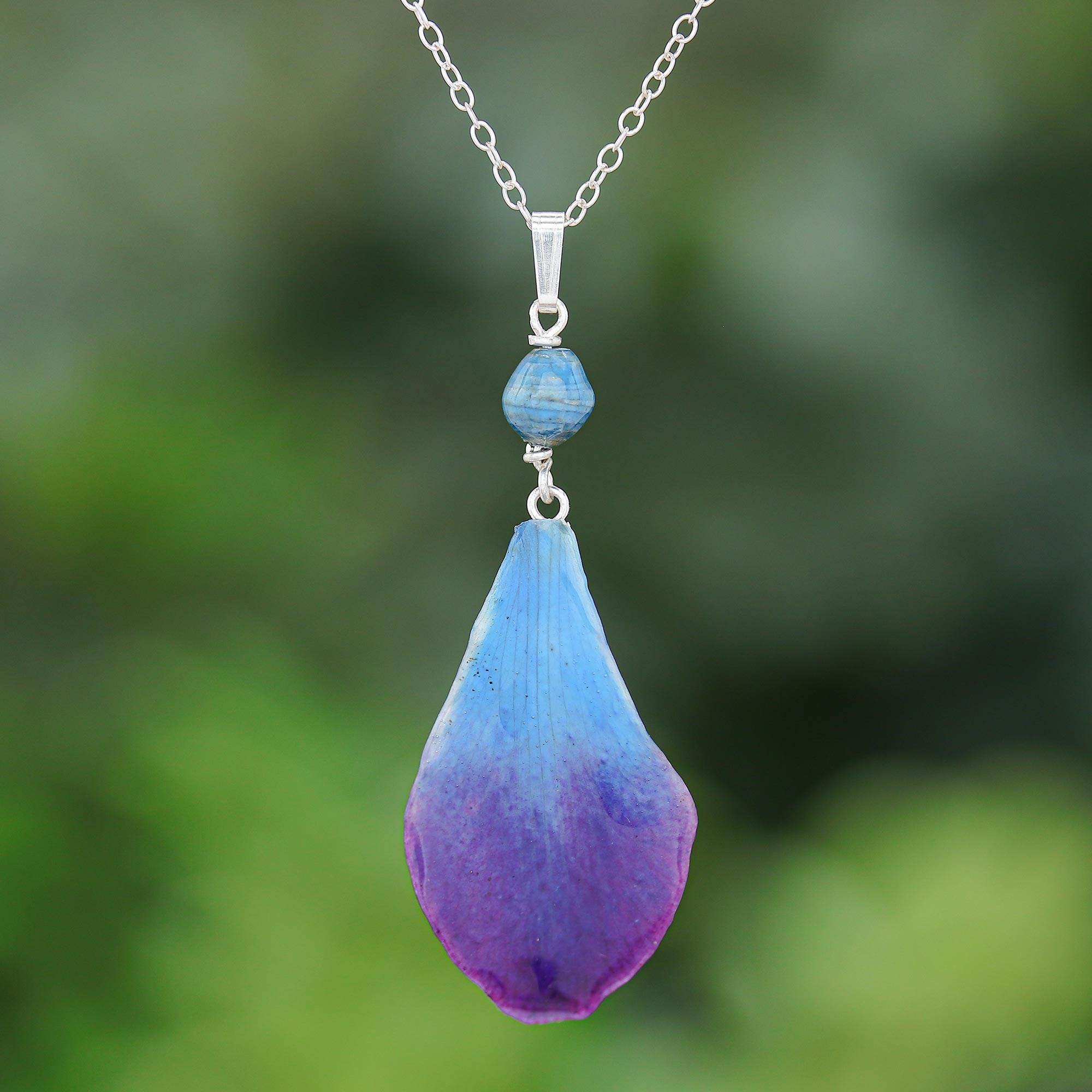 Premium Bloom Basket Necklace: Blue & Purple Orchid Petal Pendant