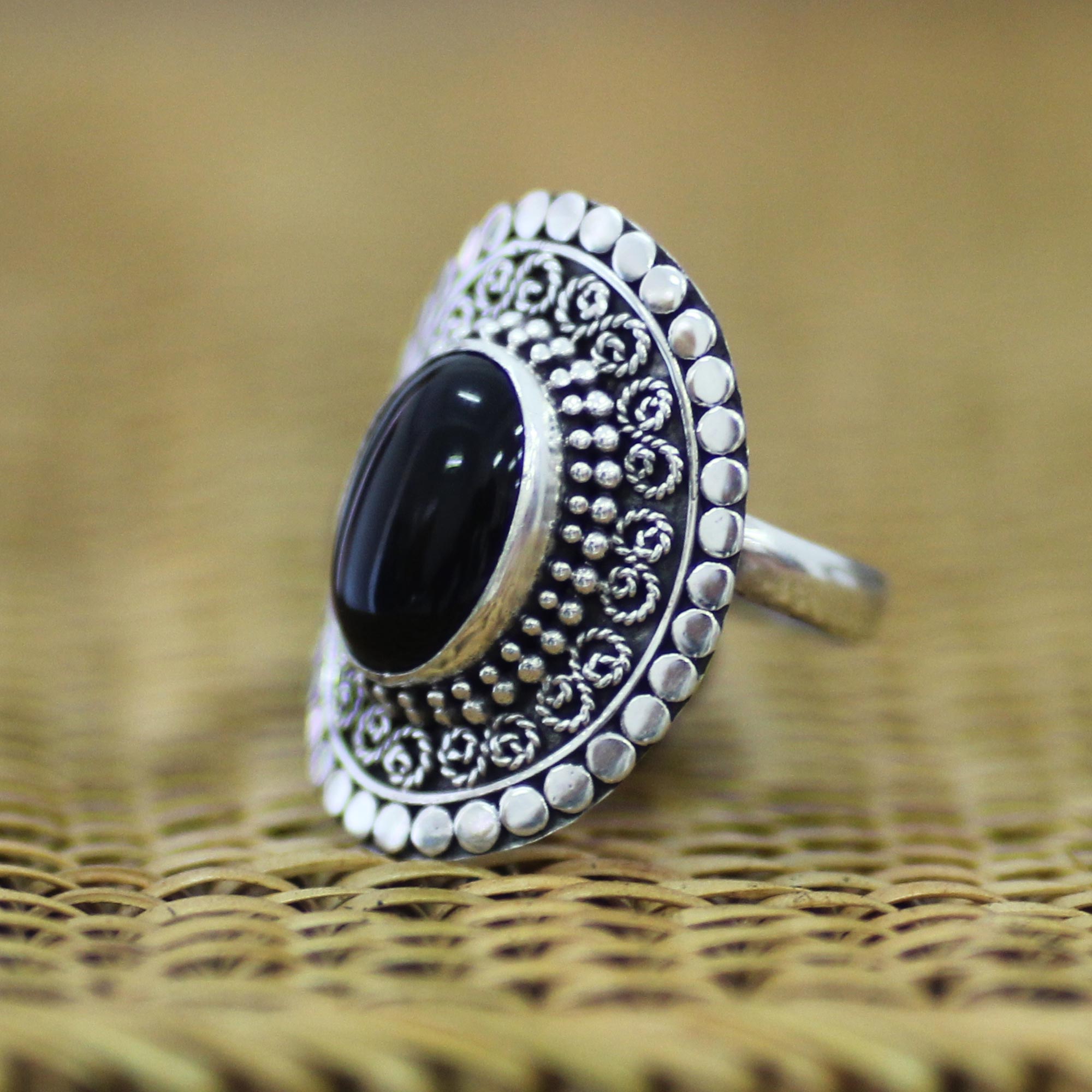 Premium Majesty Halo Sterling Silver and Onyx Cocktail Ring - Ultimate Elegance