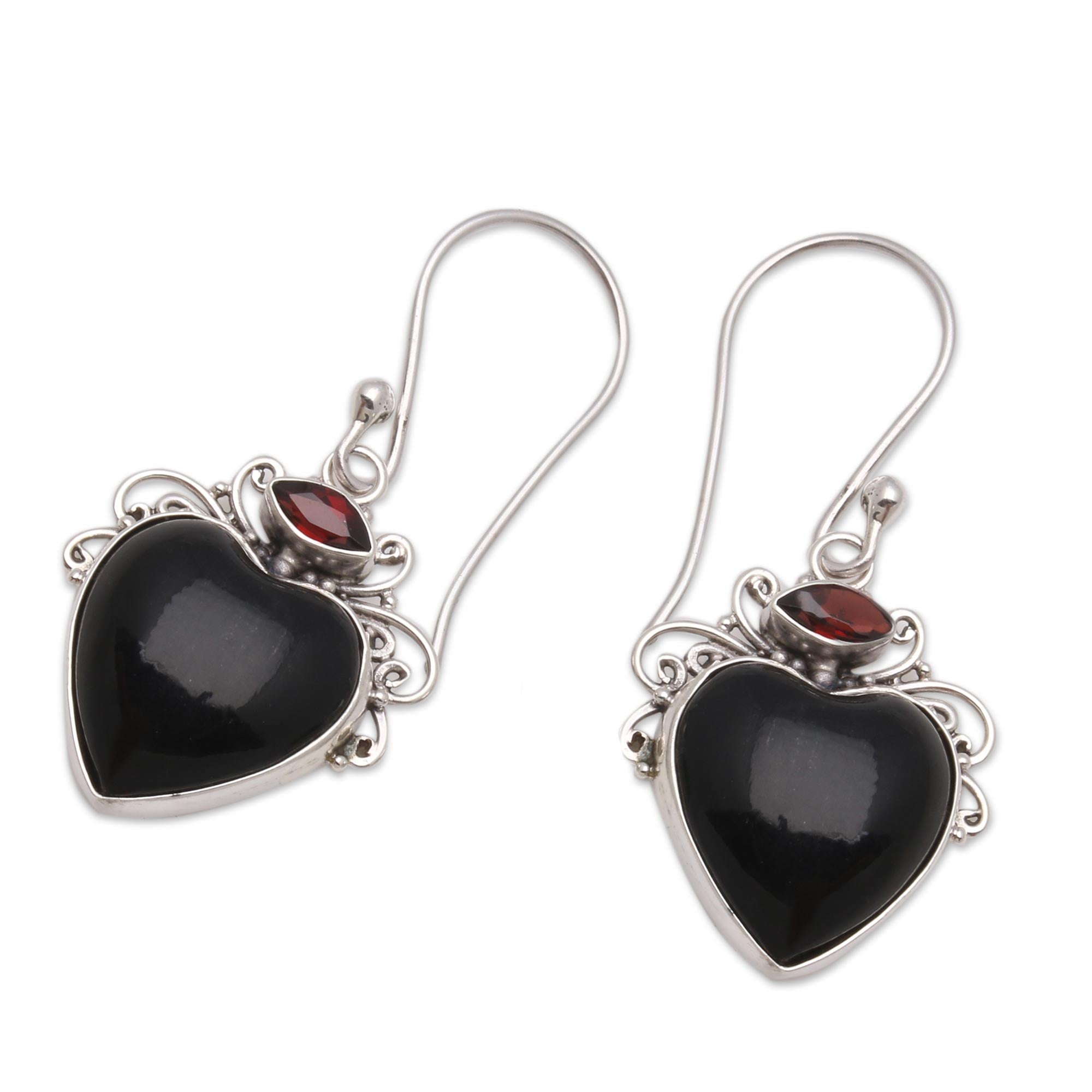 Premium Heart-Shaped Garnet & Horn Dangle Earrings – Handcrafted in Bali