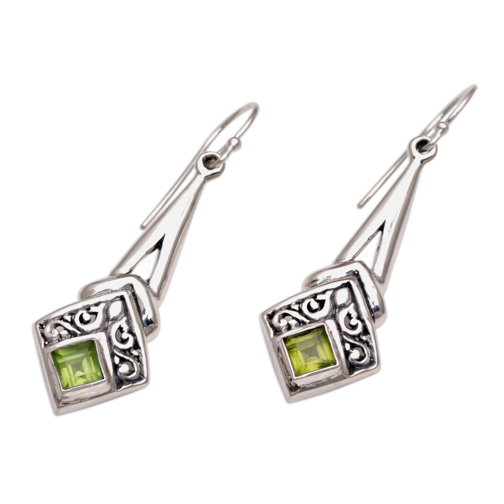 Premium Bali Gleam Peridot Sterling Silver Dangle Earrings - Artisan Crafted